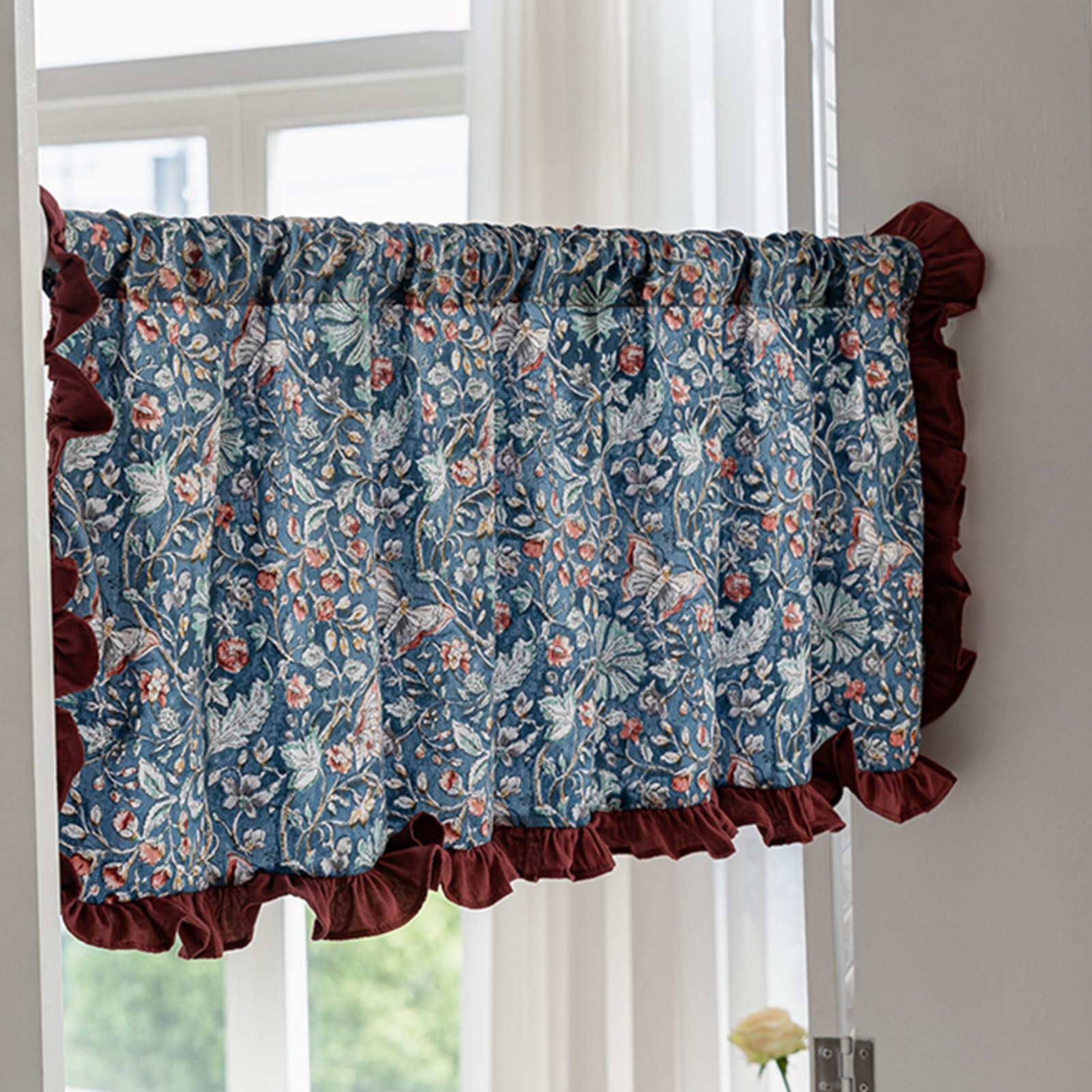 Rideaux de chambre courts occultants et tissu résistant au soleil isolant thermique