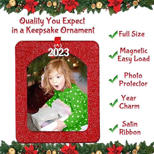 Miniatura 2 de Adorno magnético para fotos navideñas con purpurina 2023 con protector de fotos antirreflejo, vertical, dorado