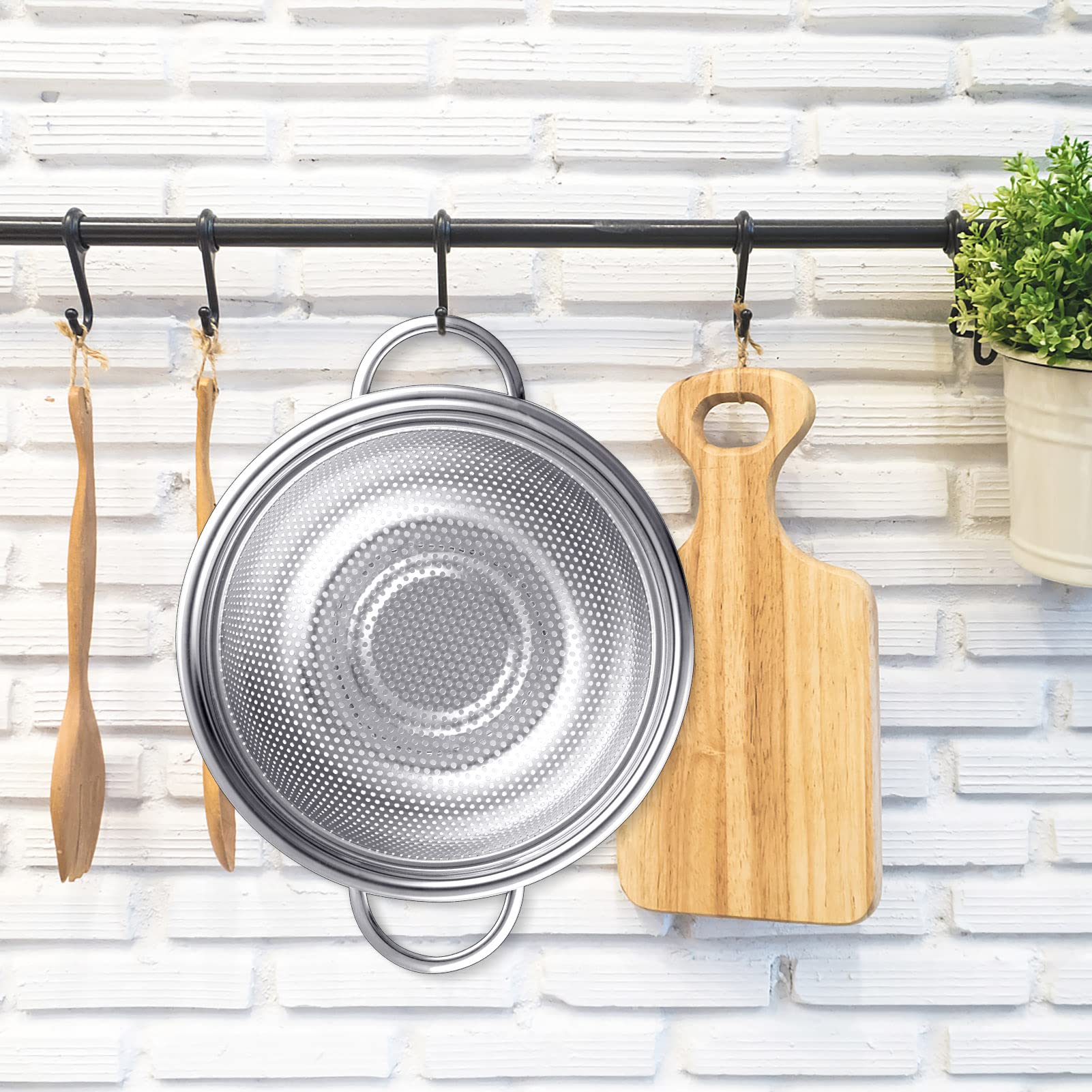 TEAMFAR Sieb, Edelstahl Klein Nudelsieb Abtropfsieb mit Griffen, Micro-Perforierte Seiher Mehlsieb Küchensieb für Nudel/Gemüse/Obst/Reis/Küche, Ungiftig & Spülmaschinenfest, 19,5cm