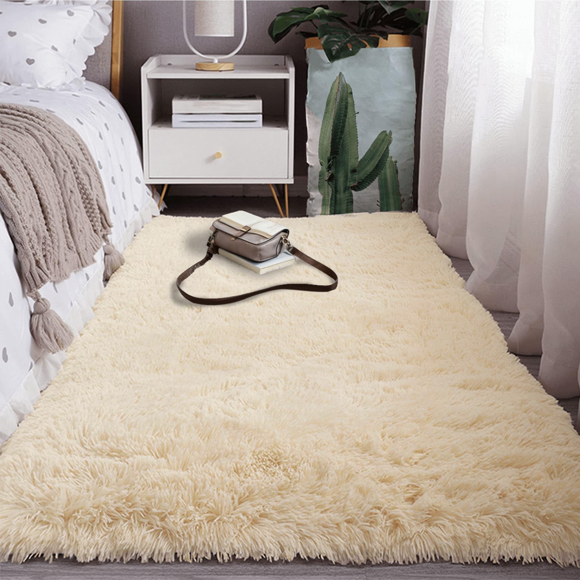 Tapis de chambre crème 120 x 260 cm lavable et doux au toucher