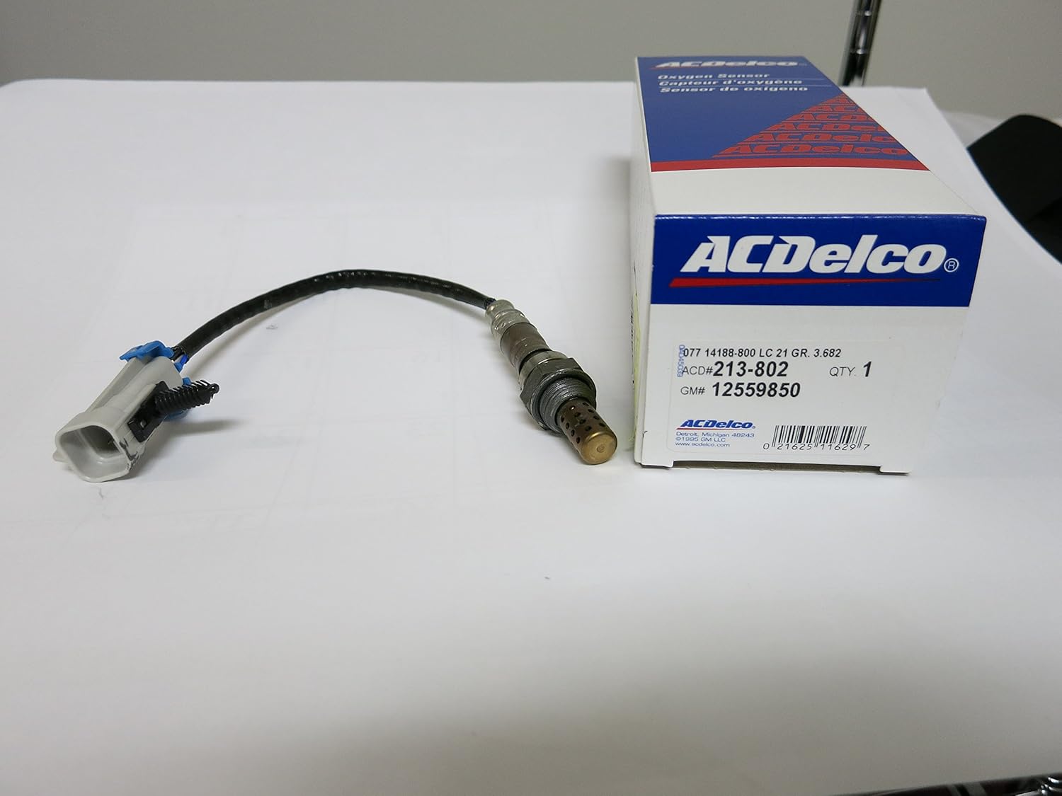 GM Genuine 12559850 Heated Oxygen Sensor, Regular