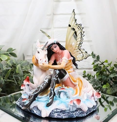 Miniatura 8 de Ebros Gift Hada de mariposa de nieve de invierno con unicornio blanco raro en setas setas decoración de estatua de guardería de 6.5 pulgadas de