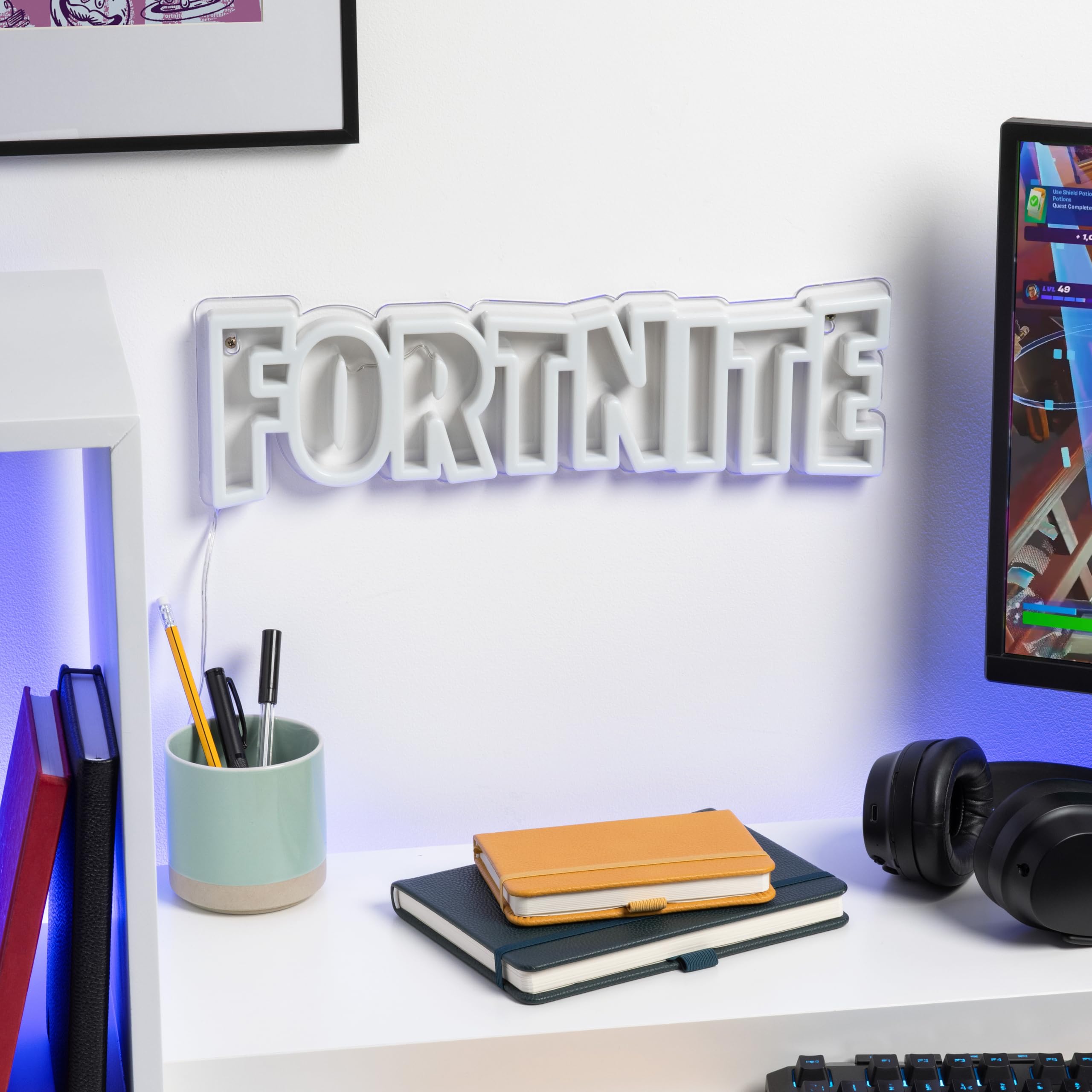 Paladone Fortnite Logo LED Neon Wall Light, Officially Licensed Gaming Lamp with Power Cord for Home Bedroom - Image 4