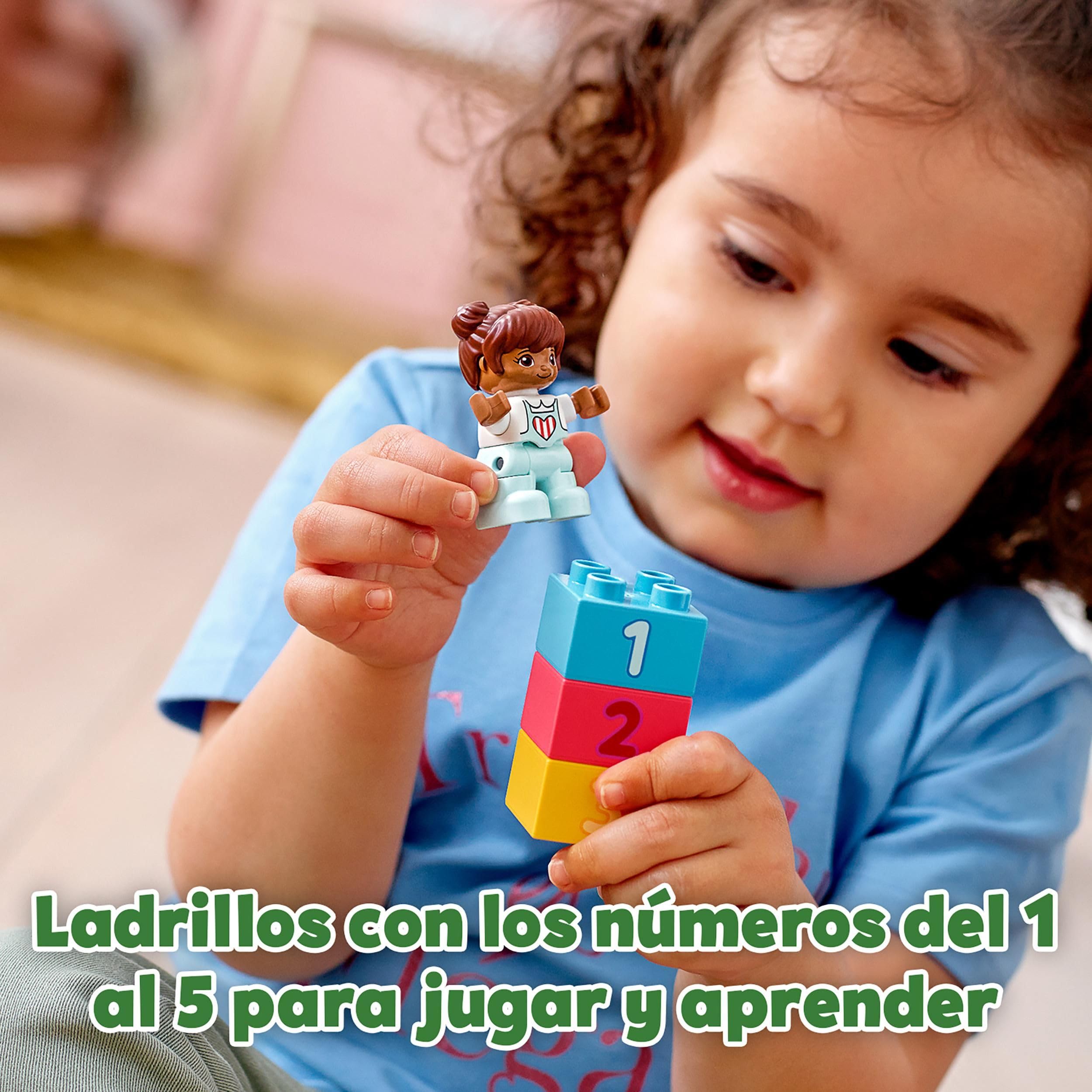 LEGO 10914 Duplo Caja de Ladrillos Deluxe, Juguete Creativo para Niños de 1.5 - 2 Años o Más, Casa de Muñecas, Coche, Perrito y Figuras