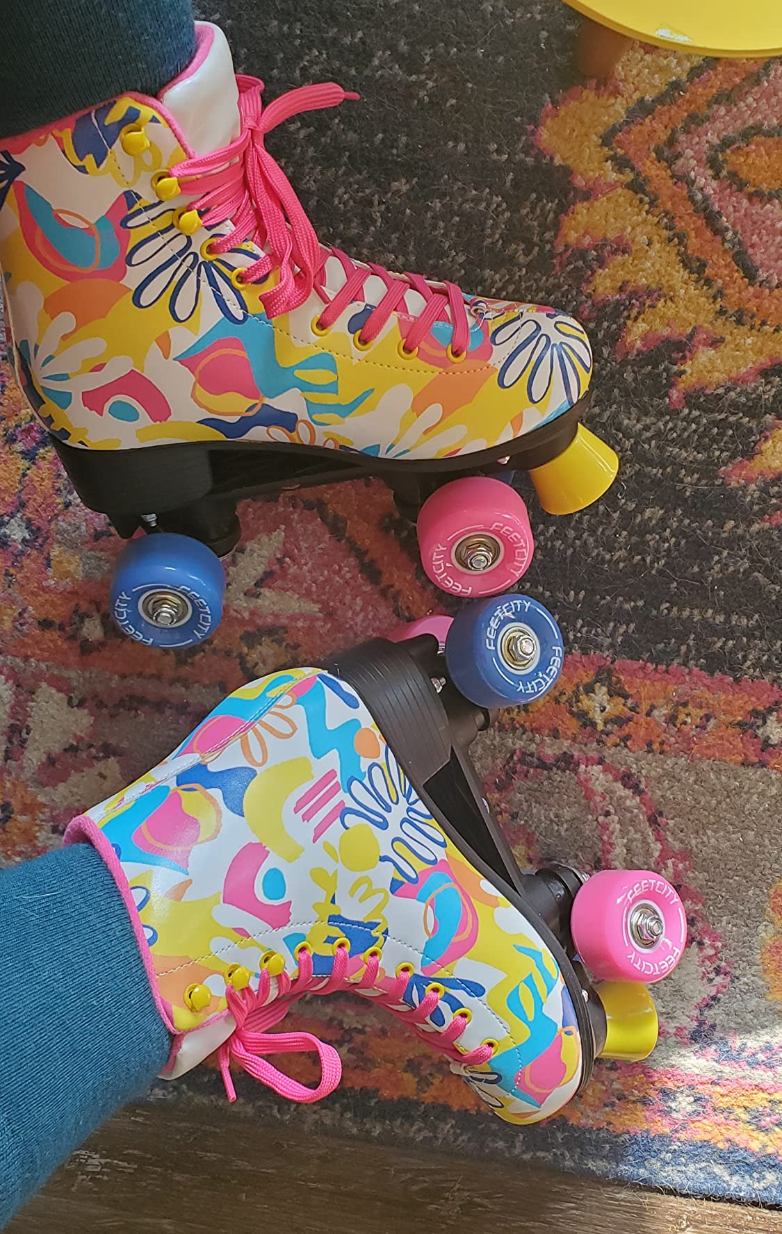 Women's Light-up Four-wheel Skates Light-Up Roller Skates For