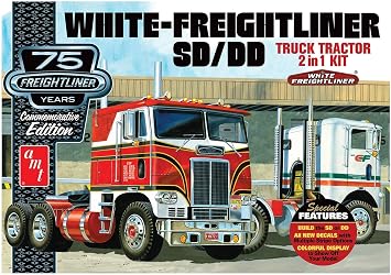 AMT AMT1046/12 1/25 White Freightliner 2-in-1 SC/DD Cabover