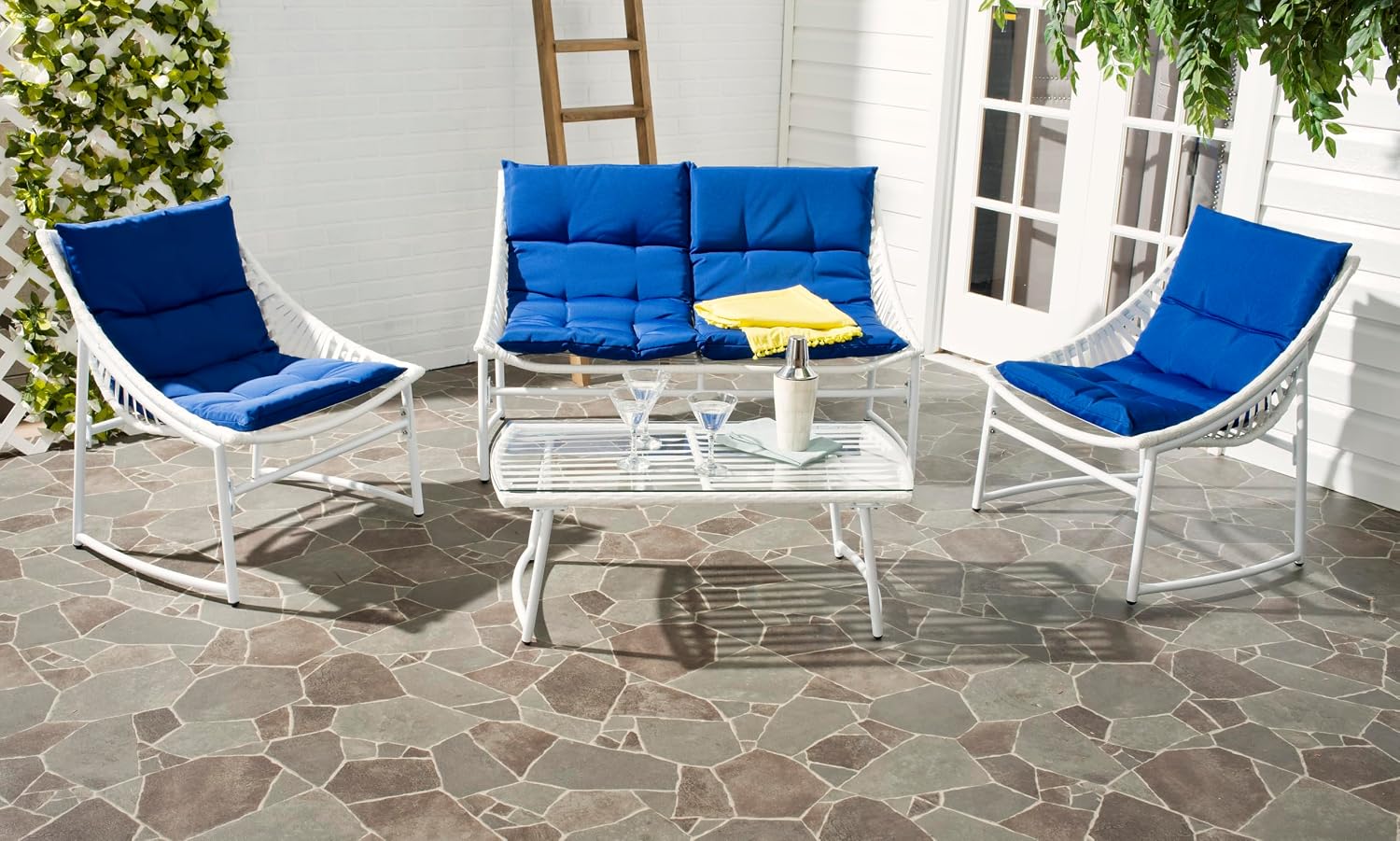 SAFAVIEH 4-Piece Outdoor Collection Berkane Patio Set