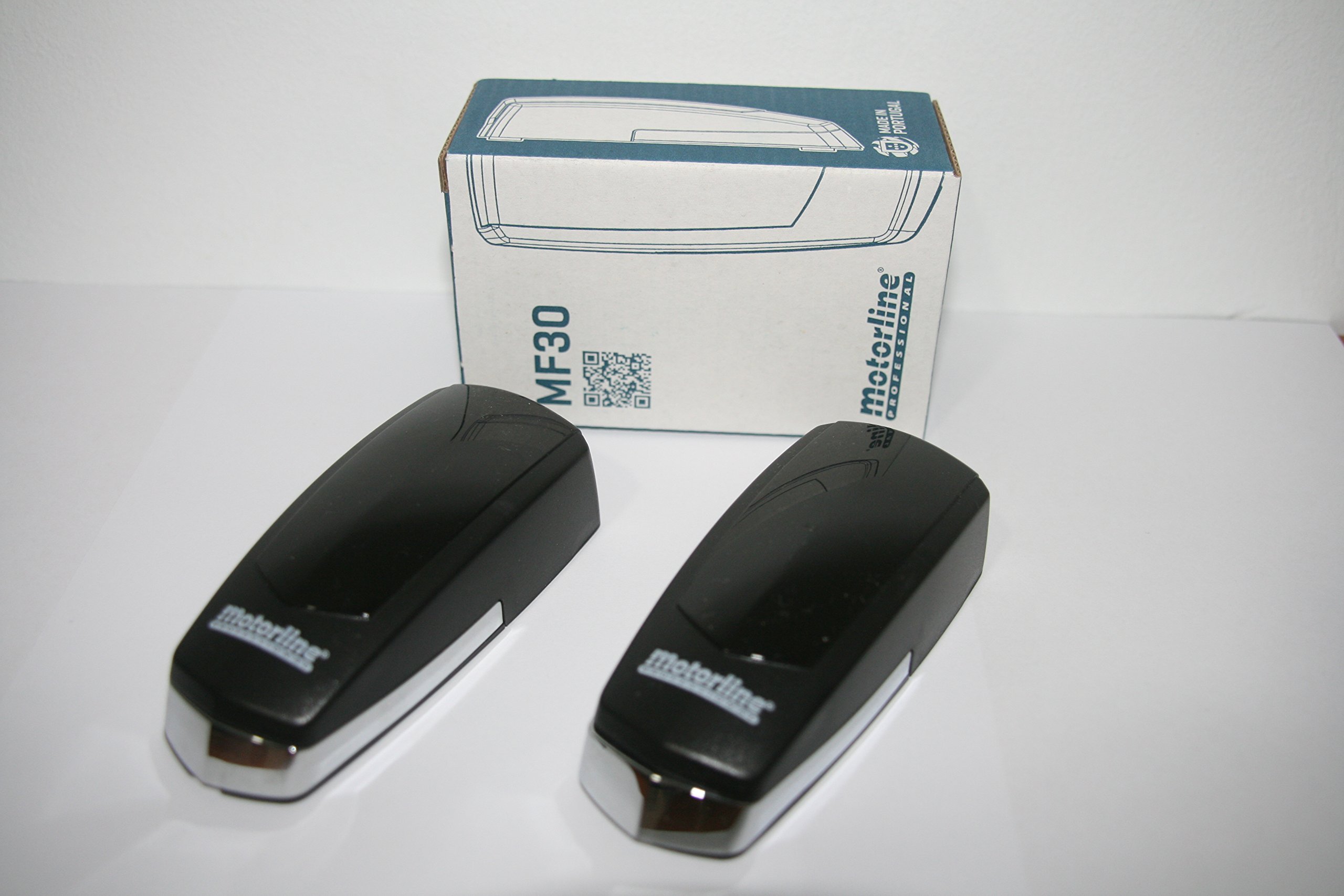 Kit completo motor electromecánico puertas batientes de doble hoja Motorline Jag, alta calidad, gran diseño, robusto y duradero.