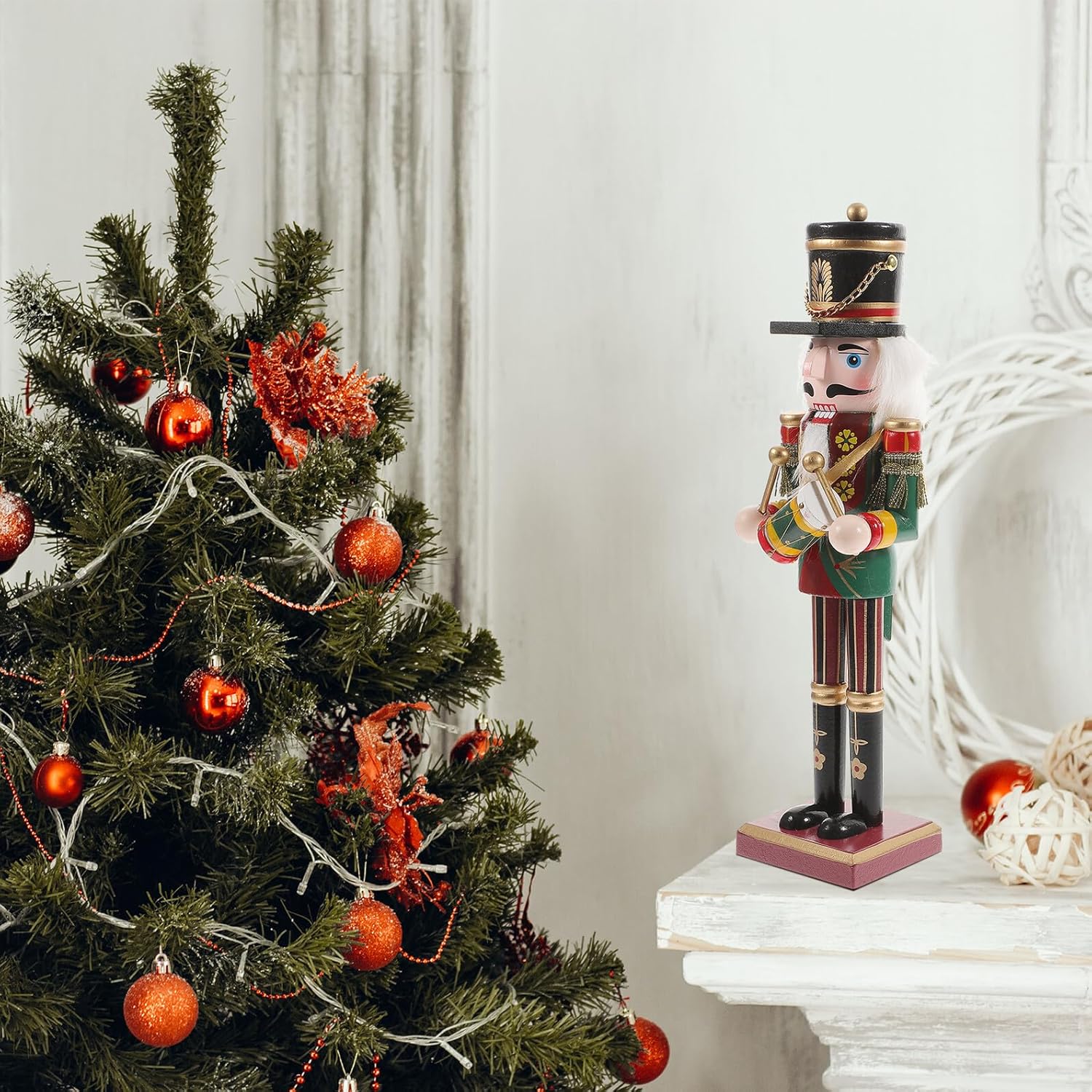 Wooden Nutcracker Soldier Figurine Christmas Nutcrackers Decoration Small for Holiday Party Tabletop Seasonal Décor