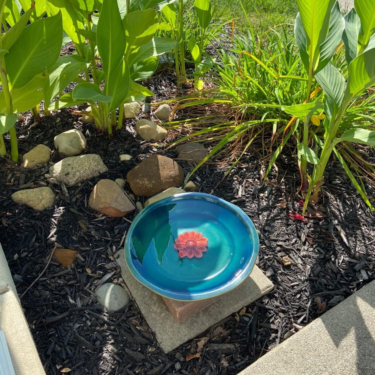 DUSVALLY Ceramic Bird Bath for Outside, Bird Bath Bowl with Vintage Decoration for Garden & Patio, for Bird Bee Bath for Outdoor Patio Garden Backyard Yard, Blue with Red Flower