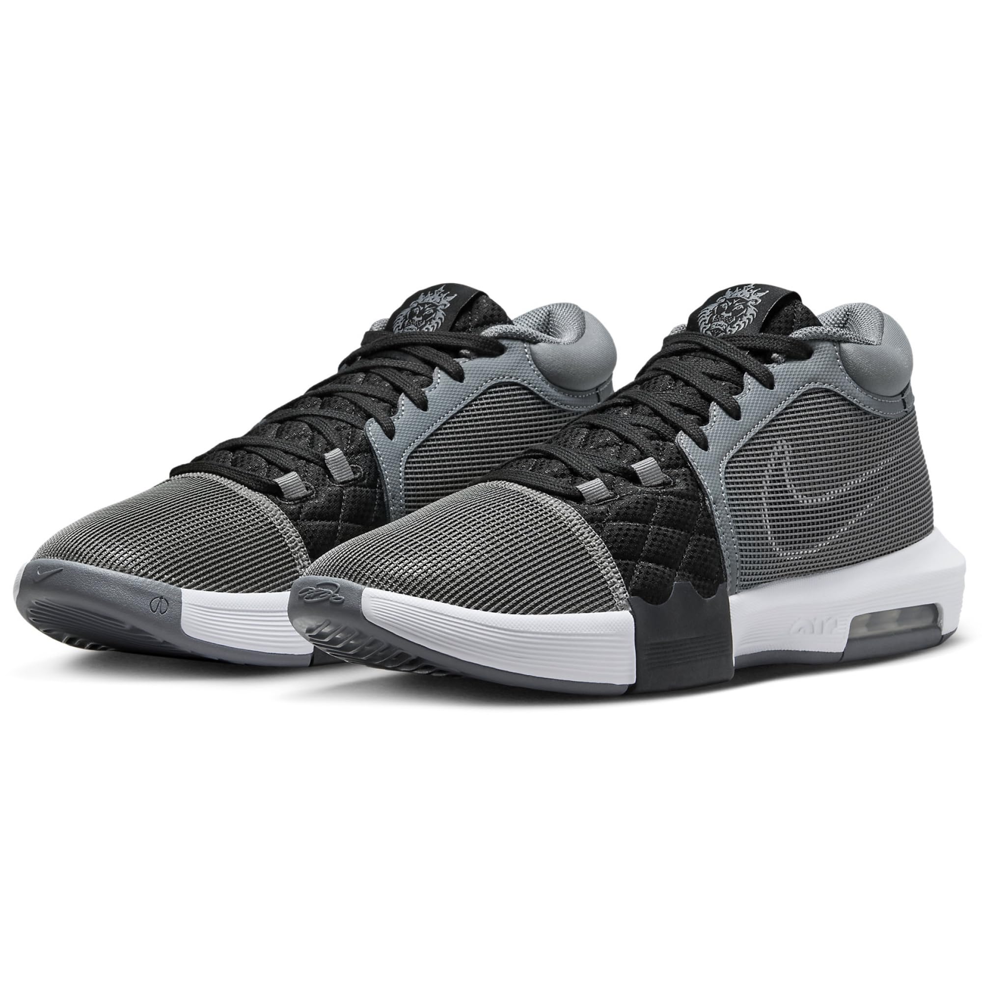 Nike Lebron Witness VIII Basketball ShoeUomo