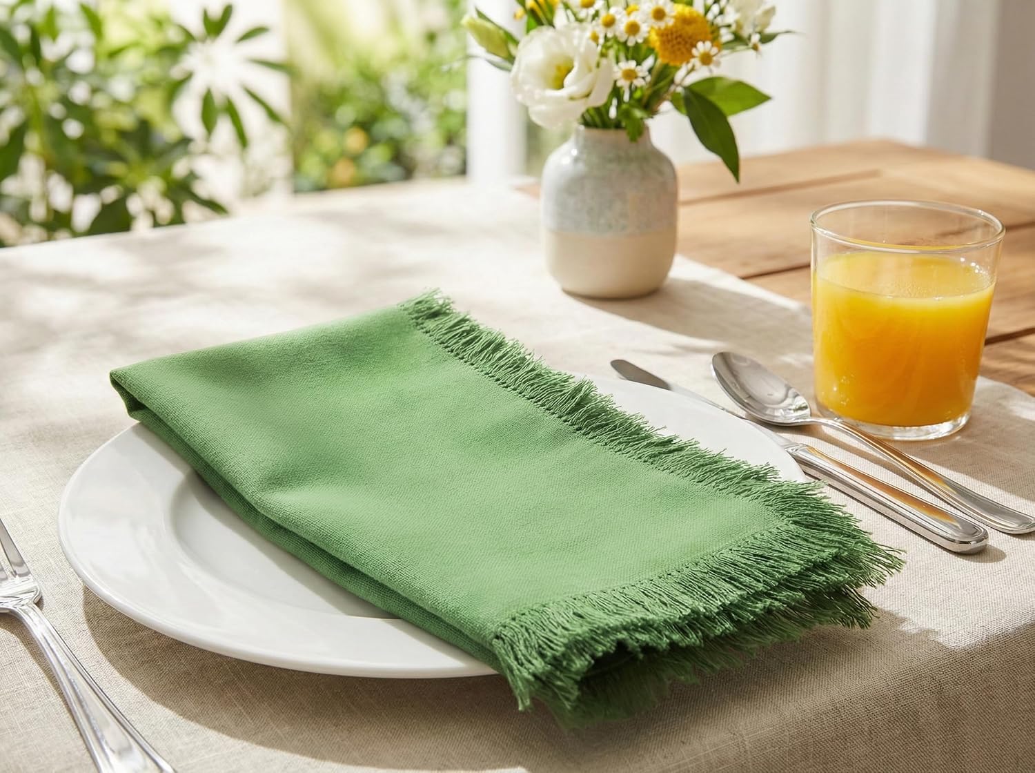 PurpleEssences Cloth Napkins with Fringes, 100% Cotton Spring Easter Summer Table Decor, Set of 6 18x18 Inch Reusable Dinner Napkins for Parties and Weddings - Sage Green
