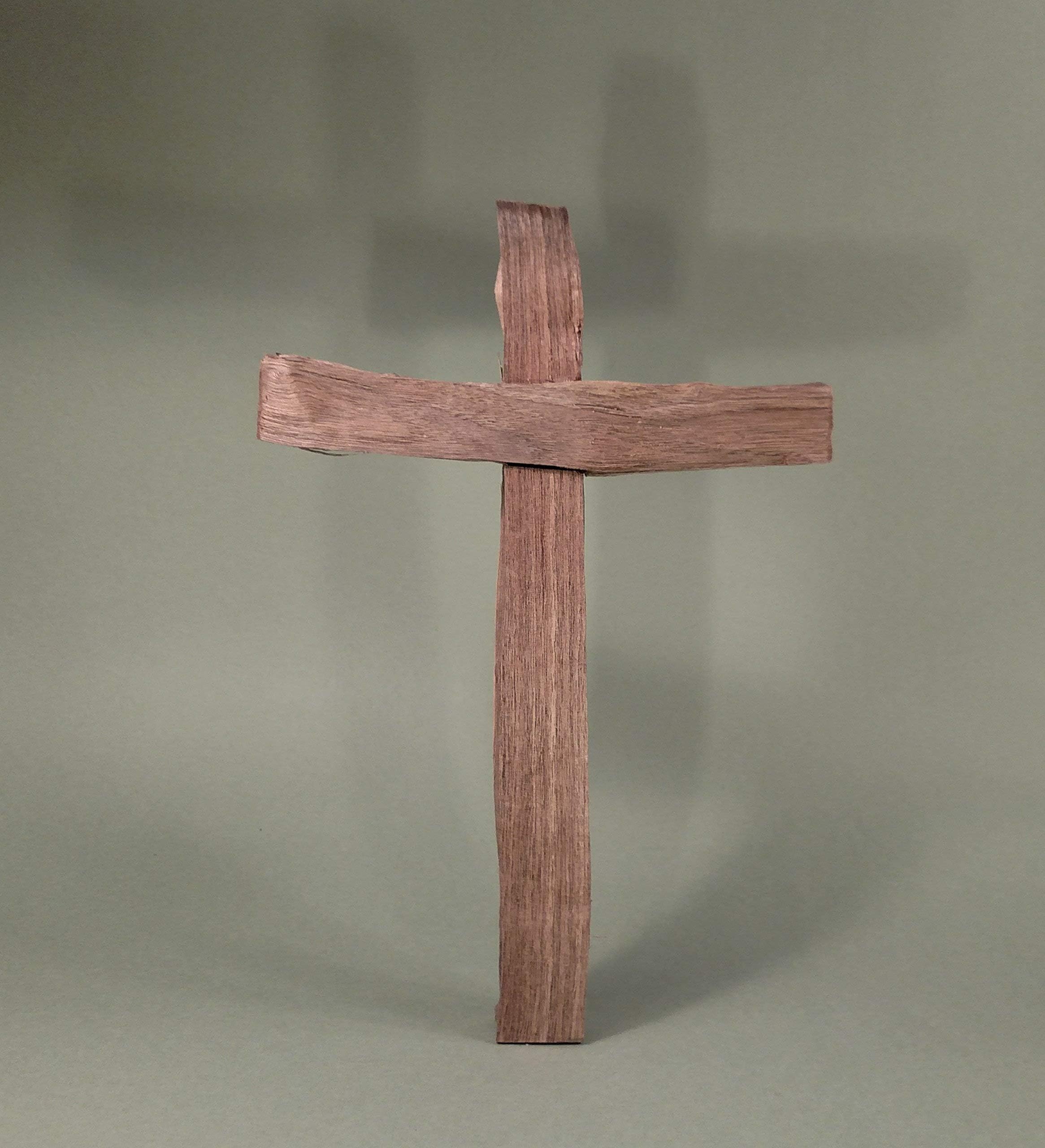 3101 Riven walnut cross