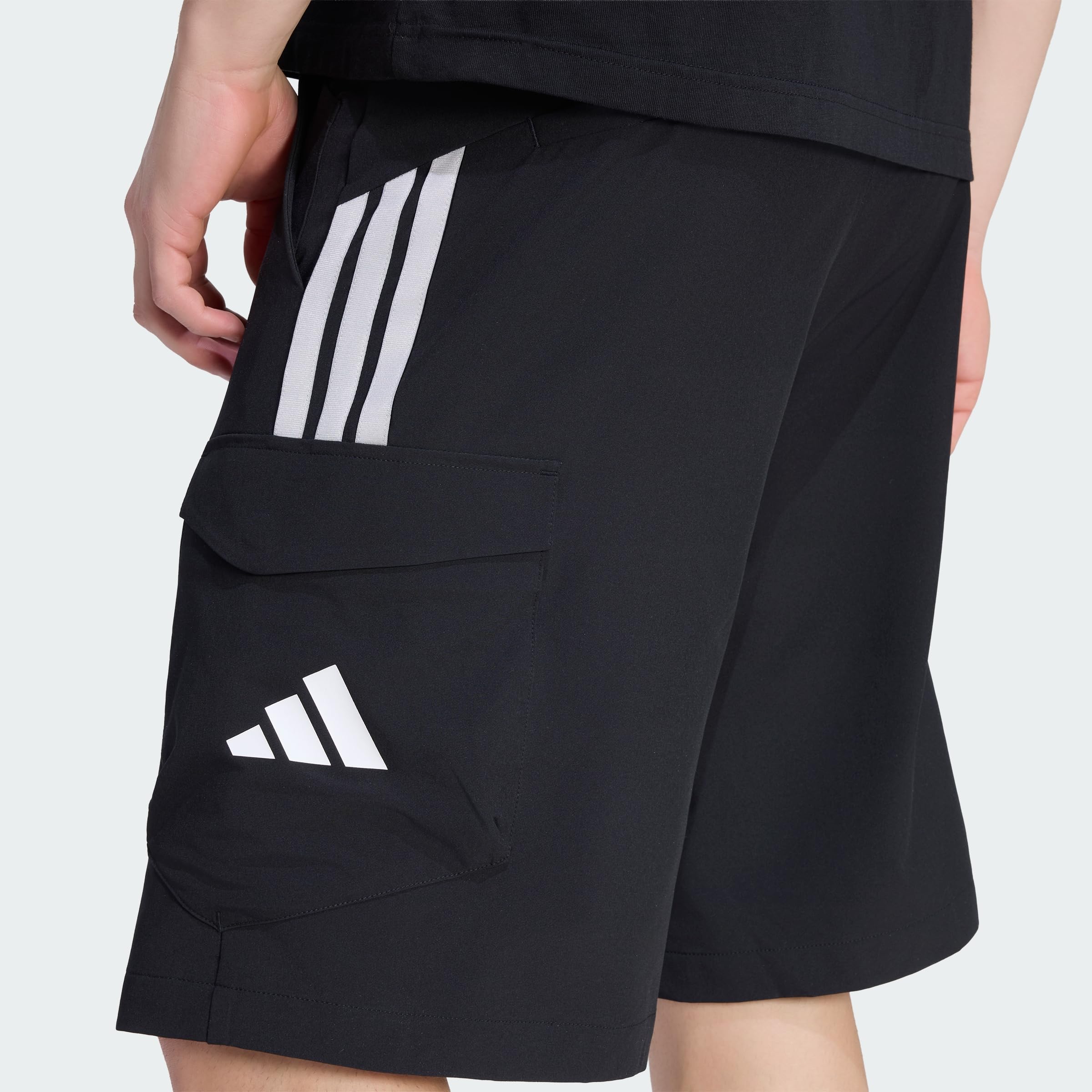 adidas Herren Shorts Mercedes - Amg Petronas Formula 1 Team Mechanics Short