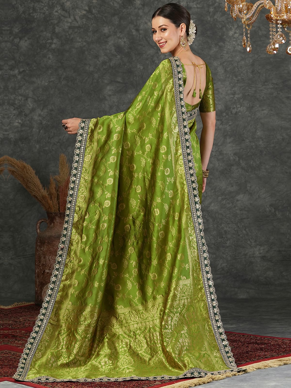 Satrani Women's Silk Banarasi Jacquard Weaving Saree With Unstitched Blouse Piece (4032S666N_Green & Golden)