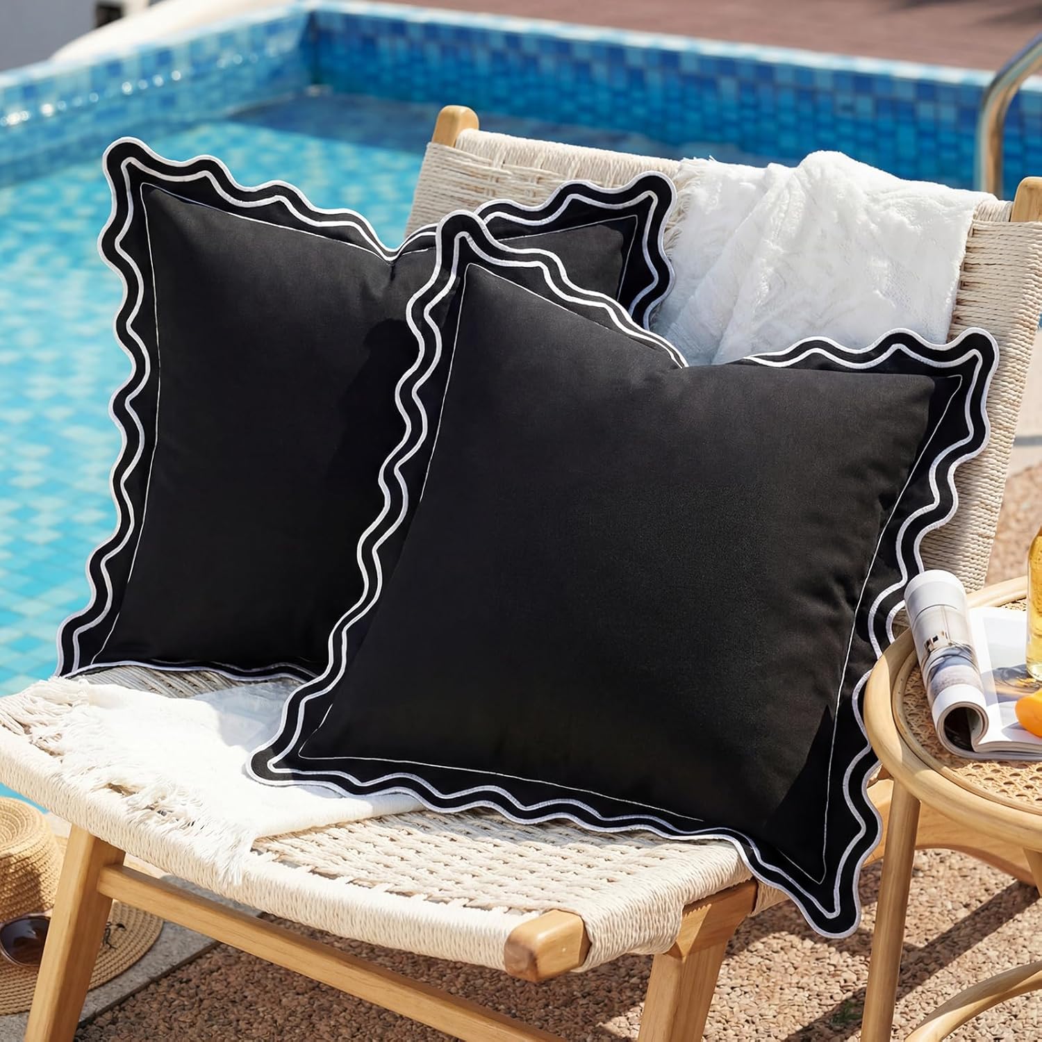 Novabright 2 Pack Outdoor Waterproof Pillow Covers Decorative Farmhouse Garden Pillowcase Scalloped Throw Cushion Cases for Patio Porch Tent Sofa Living Room Decor (Black,18 x 18 Inch)