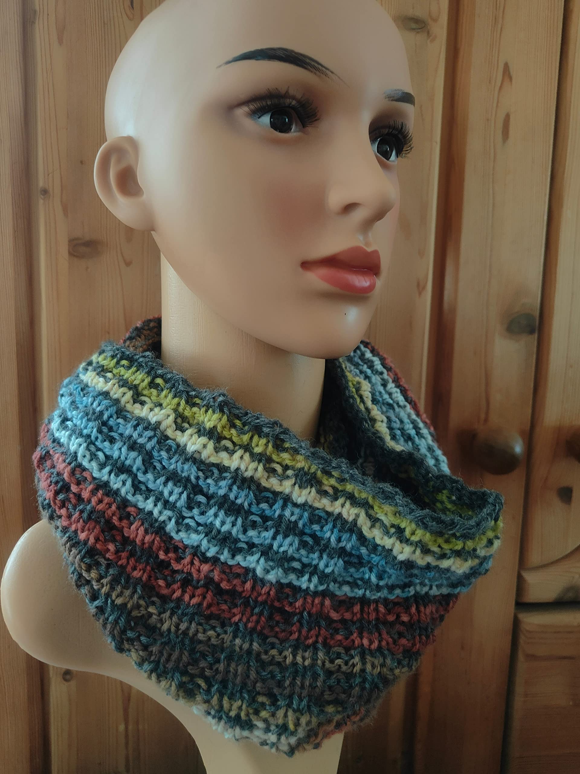 Schal Wollschal Loop handgestrickt Schlauchschal Loopschal Rundschal Schlauchtuch gestrickt
