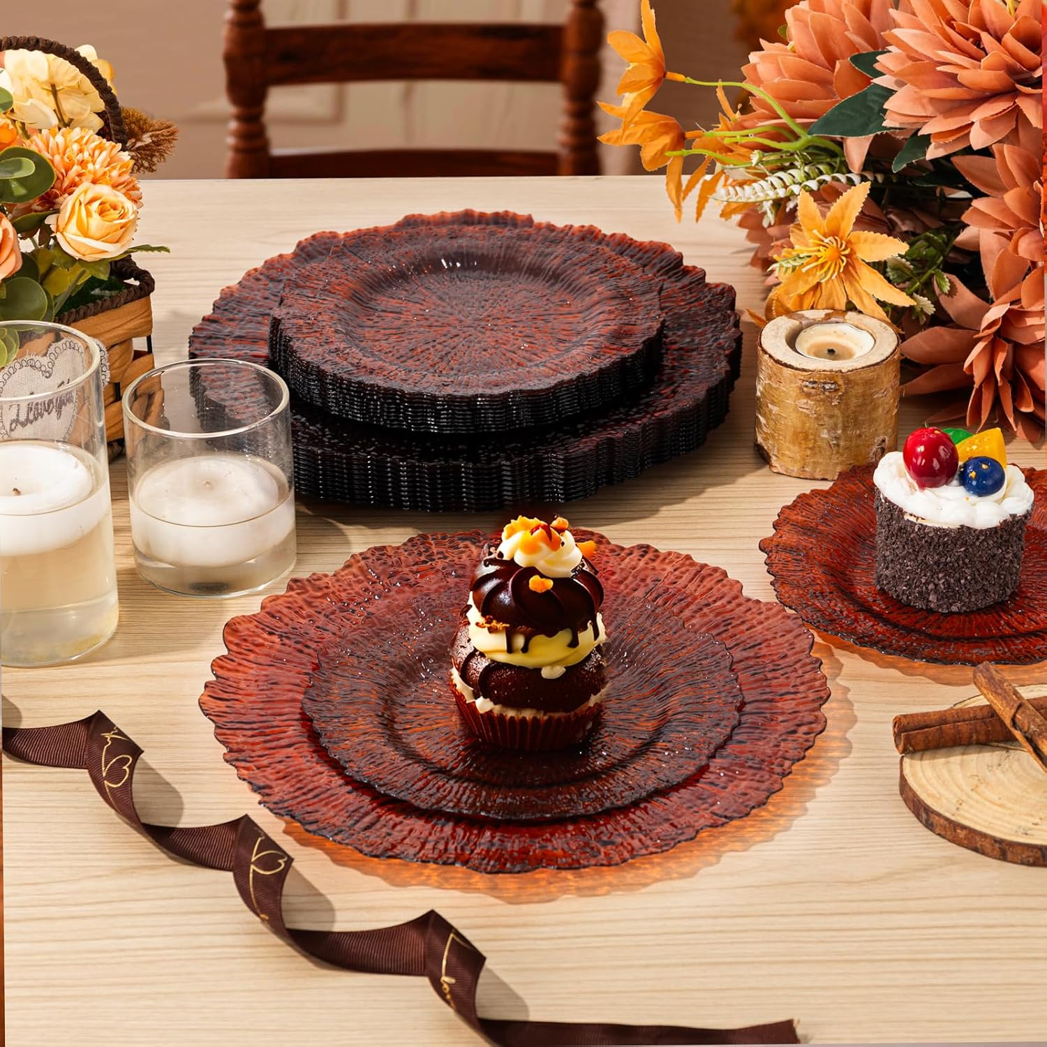 U-QE 60PCS Amber Plastic Plates - Clear Brown Plastic Plates Disposable Heavy Duty - Disposable Plates for Party Including 30PCS 10'' Dinner & 30PCS 7'' Dessert