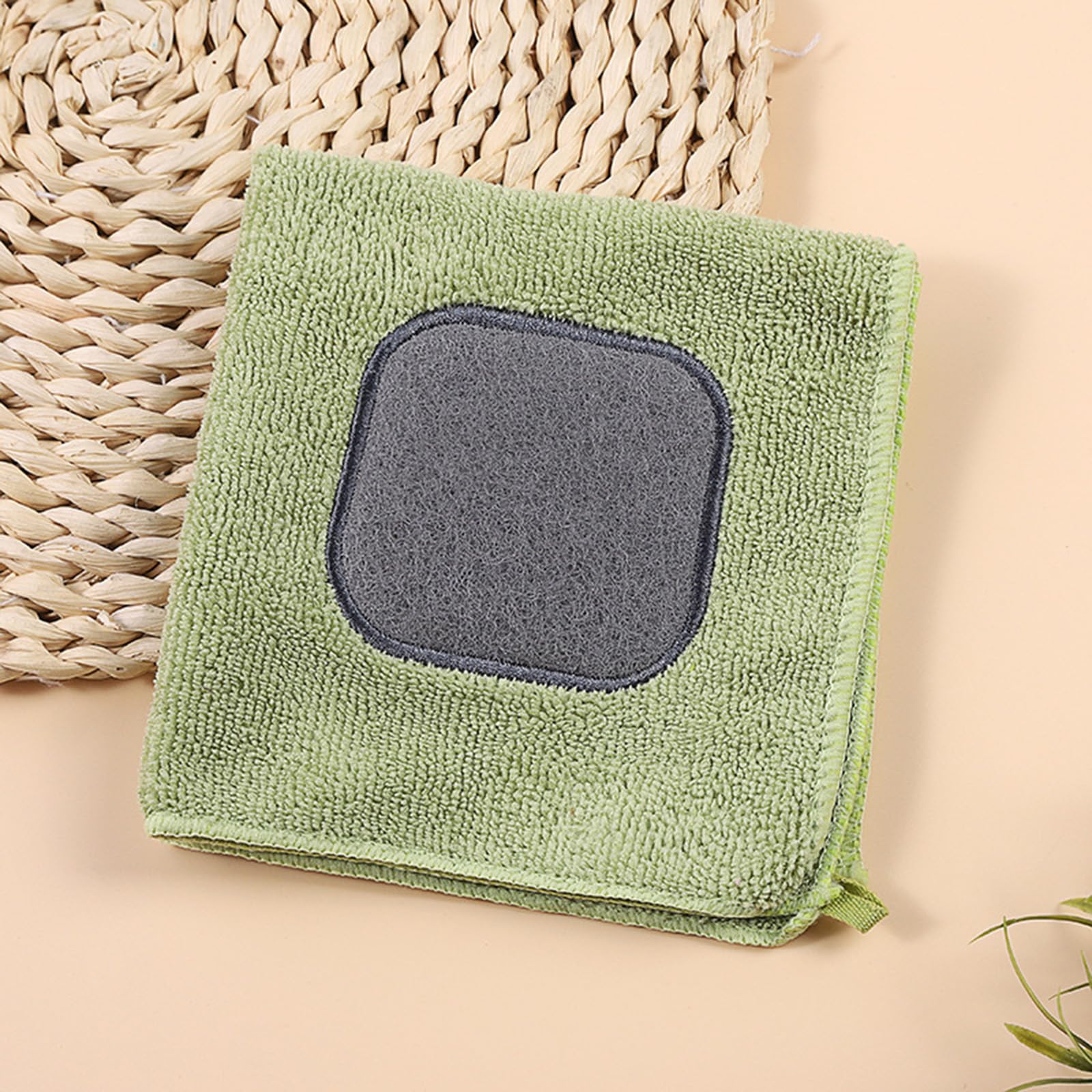 Chiffon microfibre pour essuyer le sol sans laisser de traces