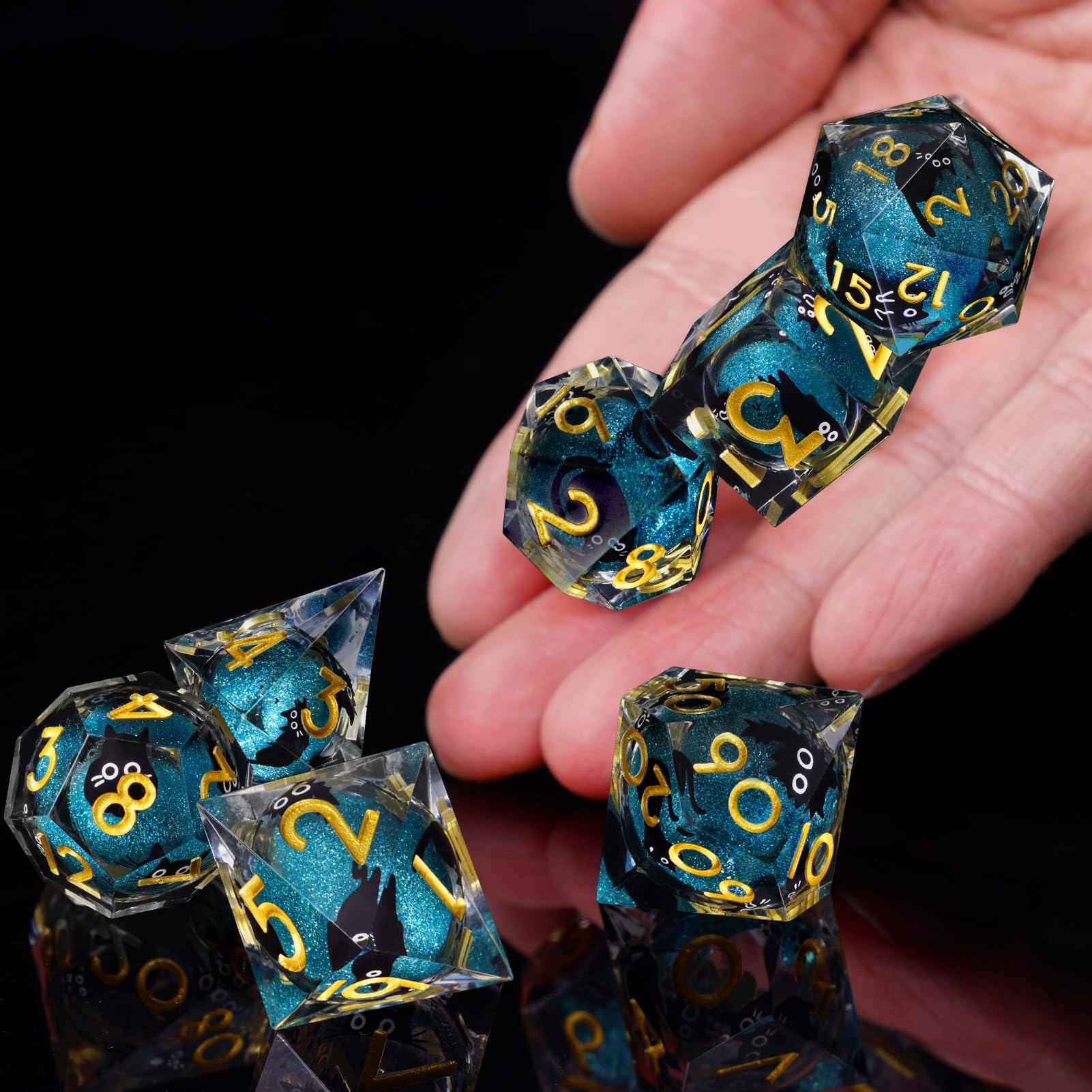 ORUZA Liquid Core Polyhedral DND Dice Set, 7 PCS Resin Sharp Edge Dice for D&D Dungeons and Dragons RPG MTG Table Games - Image 3
