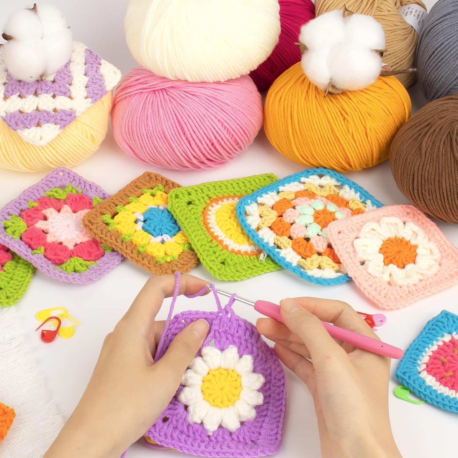 Reessy 20 × 50 g Häkelgarn Strickwolle zum Häkeln und Stricken, Super weiches Milch-Baumwollgarn Häkelwolle für Amigurumi-Projekte Handarbeiten, Ideales Wollgarn-Set für Anfänger und Profi