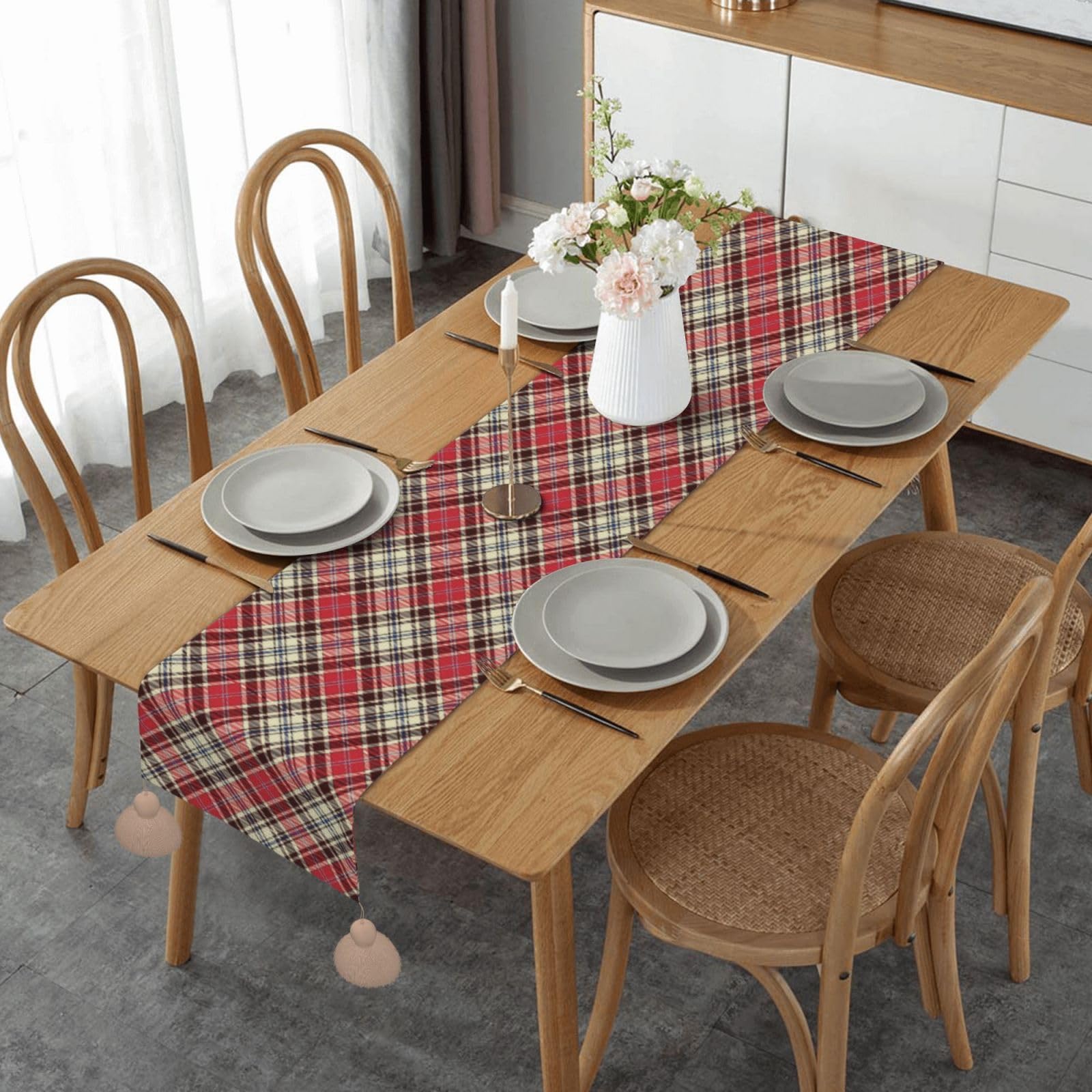 Chemin de table anti-tache résistant chaleur motif tartan lavable