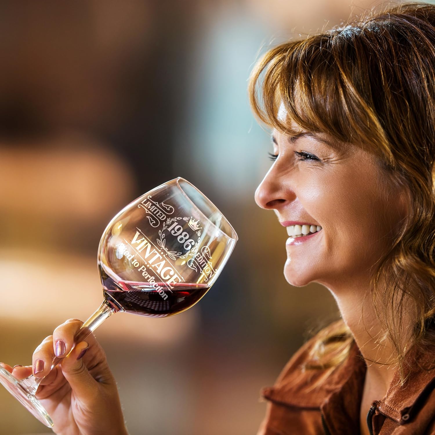 Vintage Engraved Wine Glass - 40th Birthday Gifts Women - 40 Year Old Present For Her - Happy Woman Gift - Forty Ideas for Her - Turning 40 Cup for Wife, Sister, Daughter, Ladies - Image 9