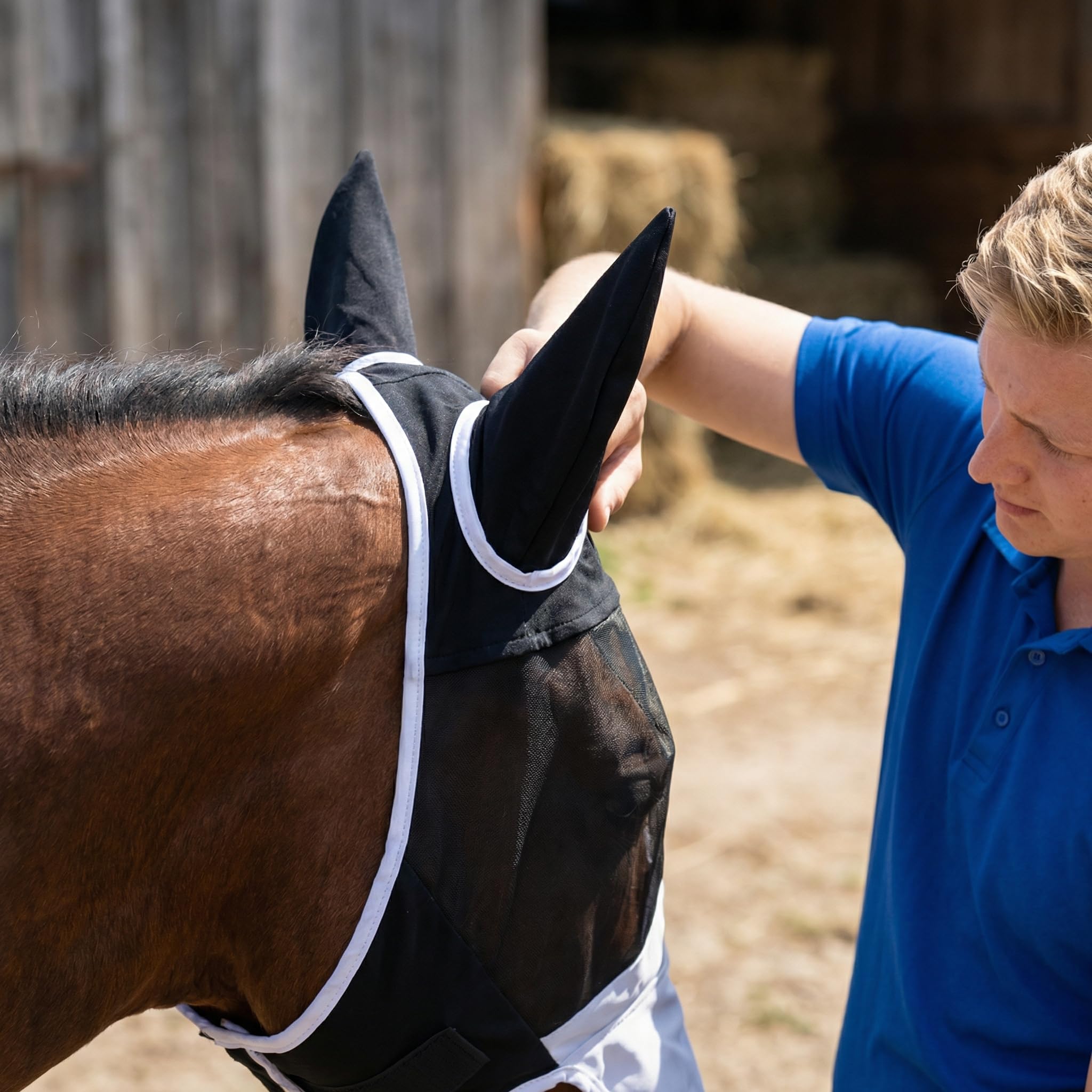 Masque Anti Mouche Cheval Noir avec Oreilles One Piece, Protection Anti-Tau pour Chevaux (L)