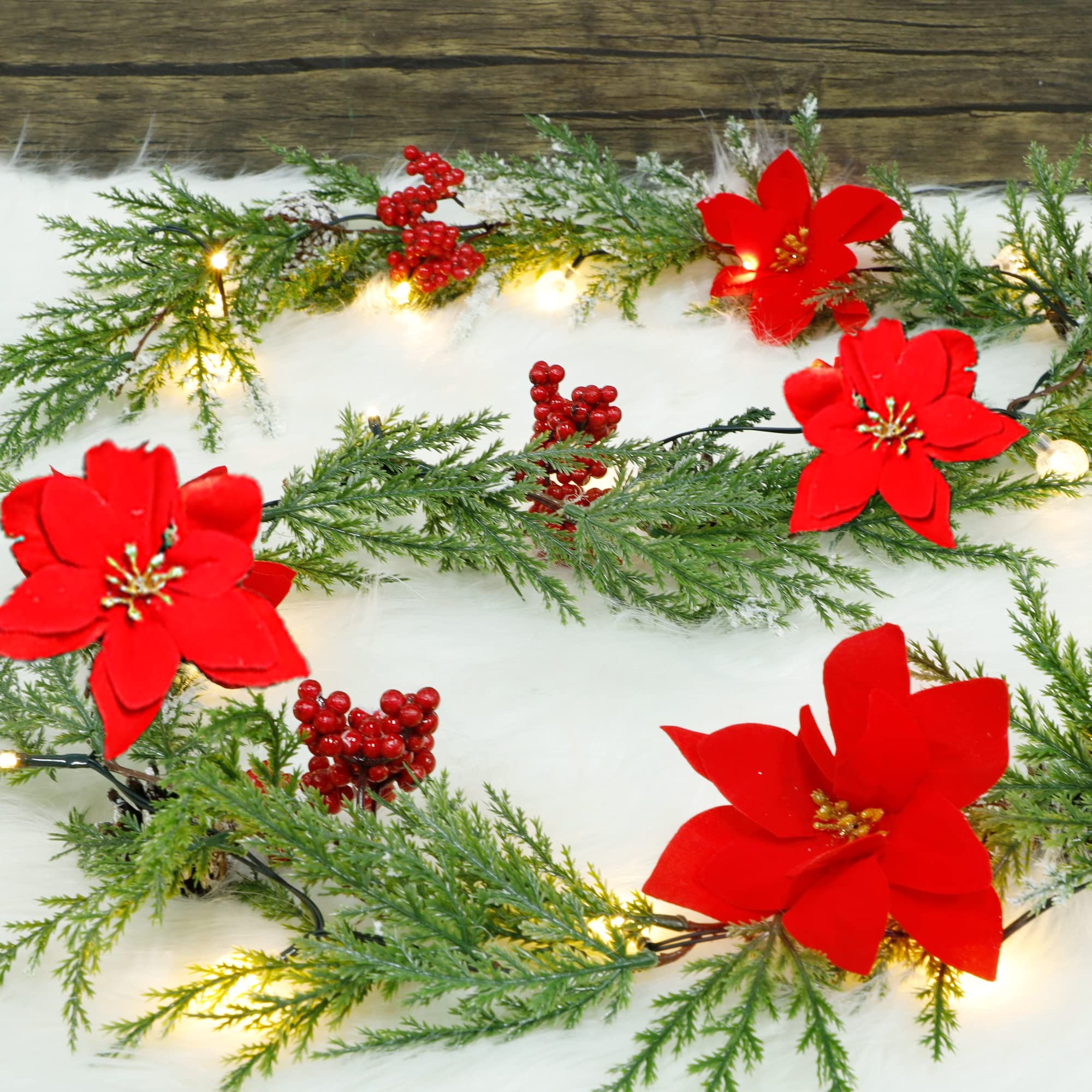 DR.DUDU Guirnalda de Navidad Artificial preiluminada de 6 pies con 20 Luces LED, Funciona con Pilas con Conos de Pino, Bayas Rojas, Agujas de Pino, Corona de Navidad iluminada para Fiestas de