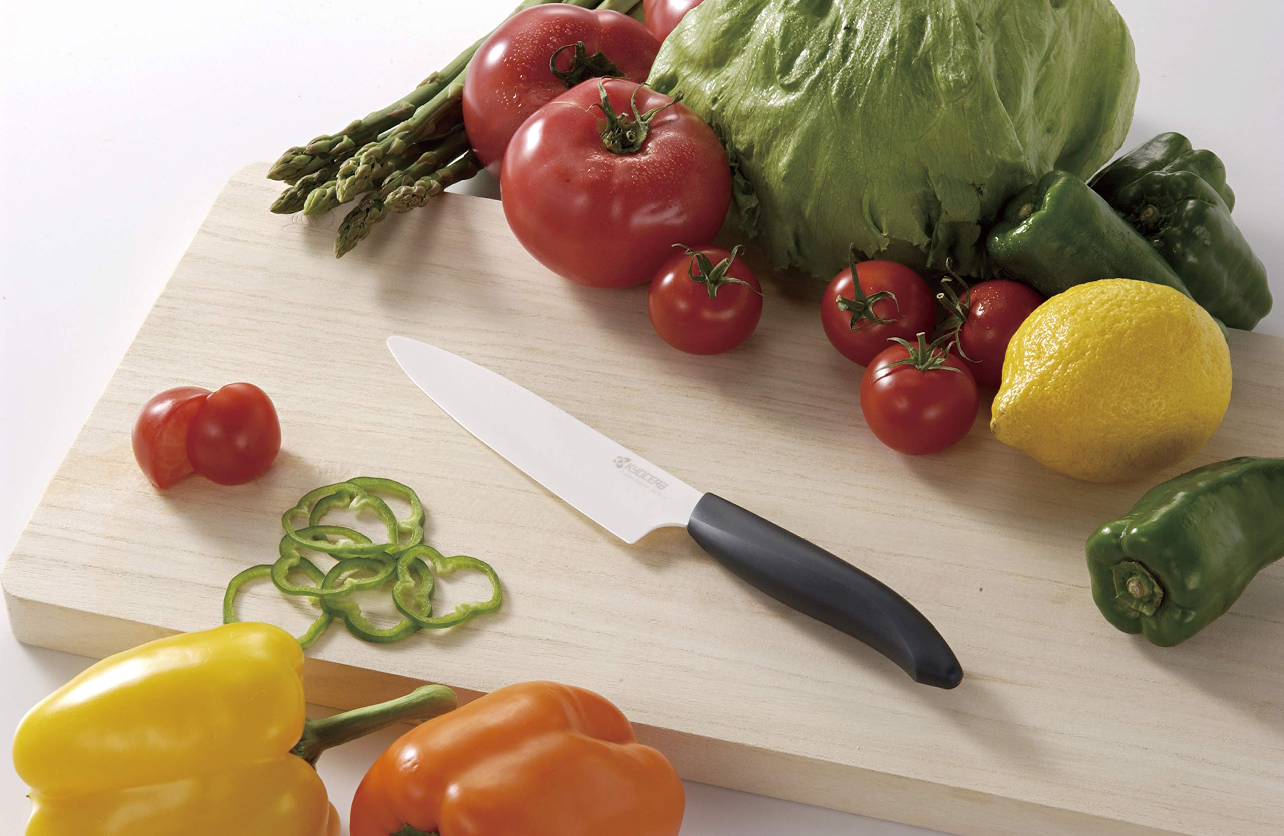 Couteau en céramique Kyocera, couteau à tomate, lame 12,5 cm, lame en céramique de zircone, coupe micro-scie, extrêmement tranchant, va au lave-vaisselle, FK-125 WH-BK EU