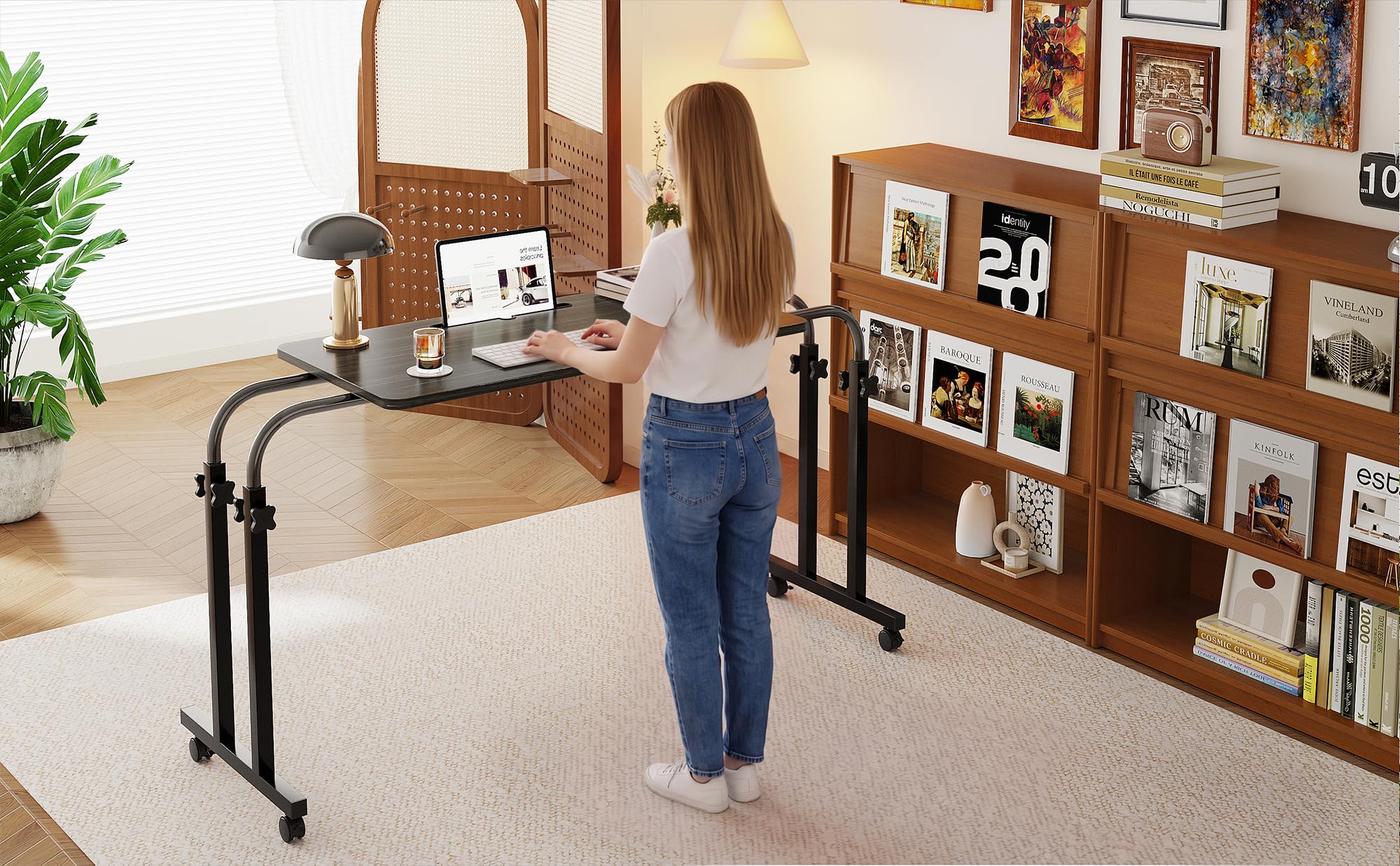 TigerDad Mobiler Tisch über dem Bett und Liegestuhl – verstellbare Höhe und Länge, stabiles Laptop-Tablett mit Rädern für Kinder und Erwachsene