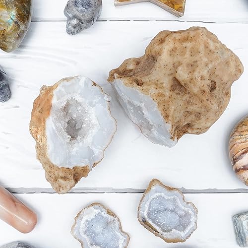 Miniatura 4 de Geodas de 0.6 libras, 1 pieza de cuarzo abierto y descubre increíbles cristales educativos en el interior, regalo sorpresa para niños, geoda blanca,