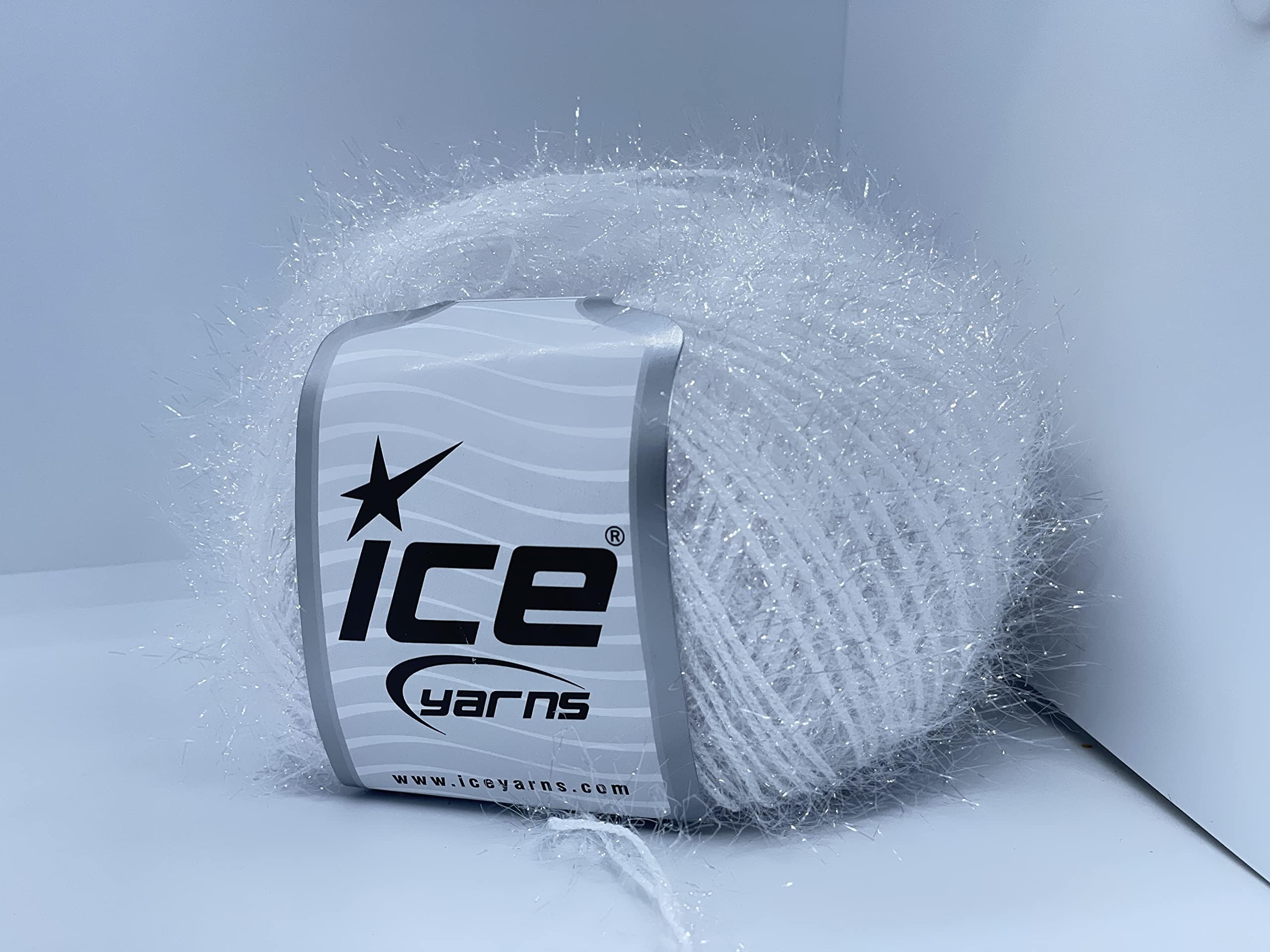 Ice YarnsSparkle Soft White - Metallic Lurex Nylon Eyelash 50gr 153yds