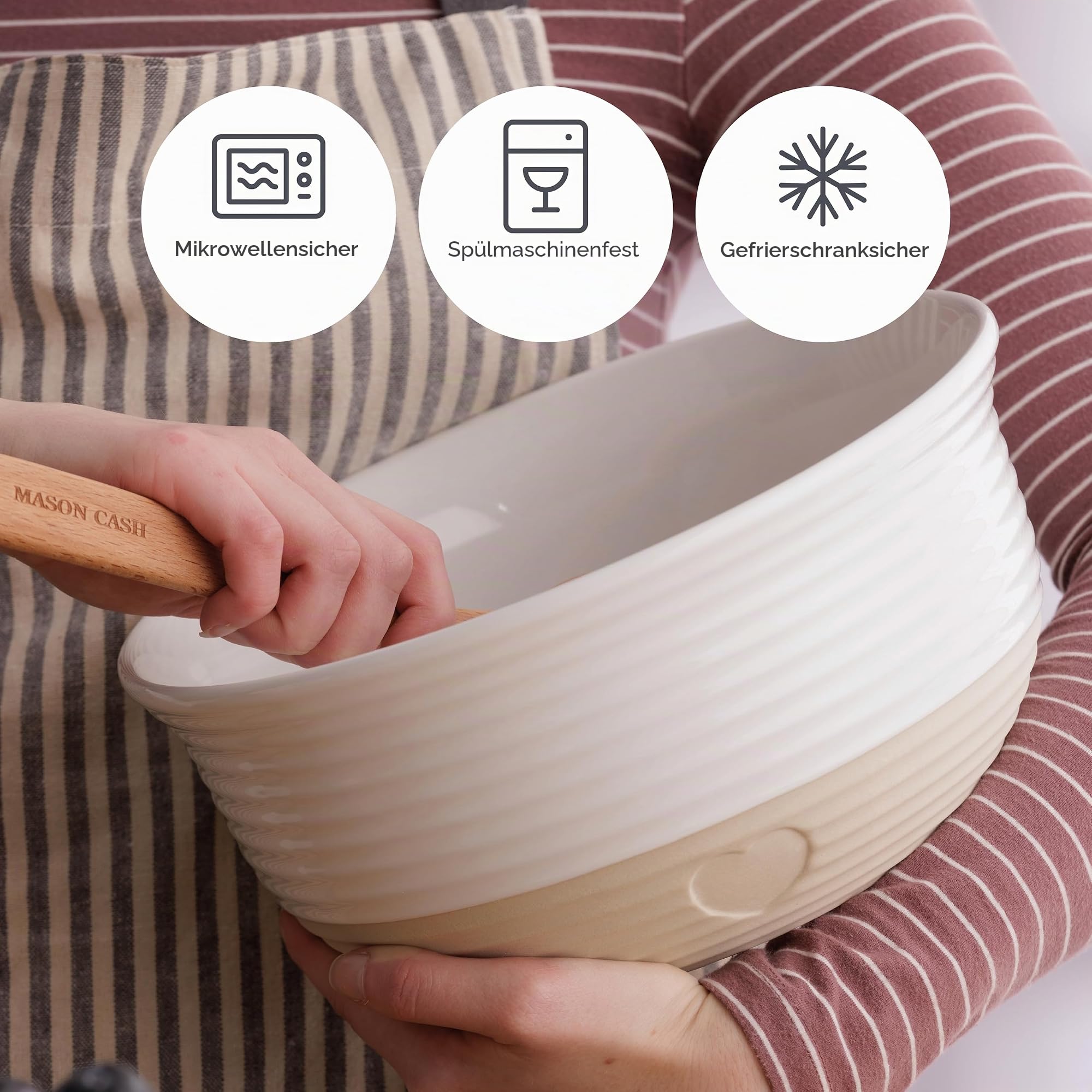 Mason Cash Rustic Charm Herz Rührschüssel, 26cm, französischer Landhausstil, geprägtes Herzmotiv, elegante matte und glänzende Oberflächen, für Kochen und Servieren