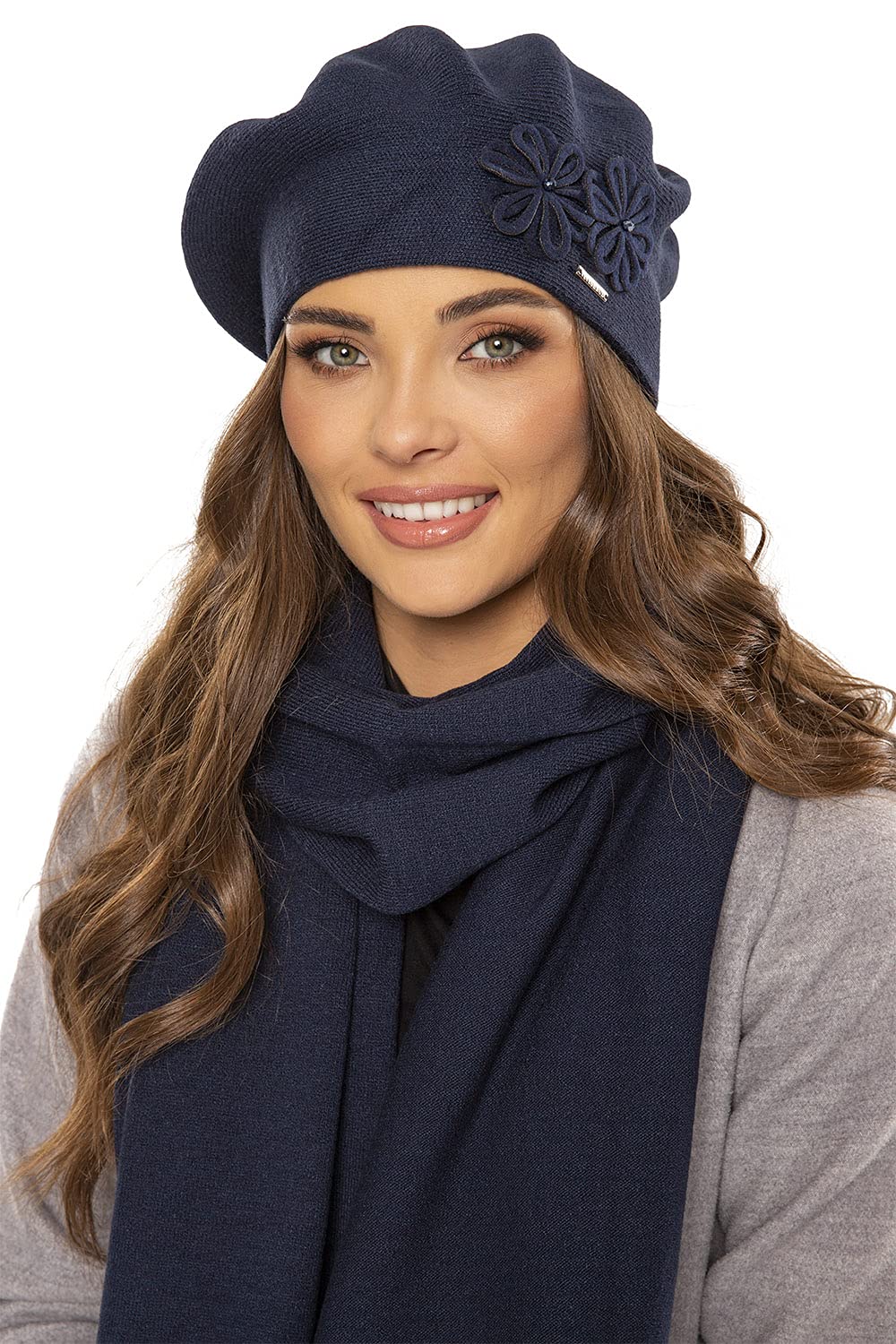 VIVISENCE Damen Baskenmütze Eleganter Wintermütze Und Schal Set Warm Kopfbedeckung Und Halsbedeckung An Winter Und Herbst Warm Dick, Winterset Für Frauen, Hergestellt In EU, Dunkelblau