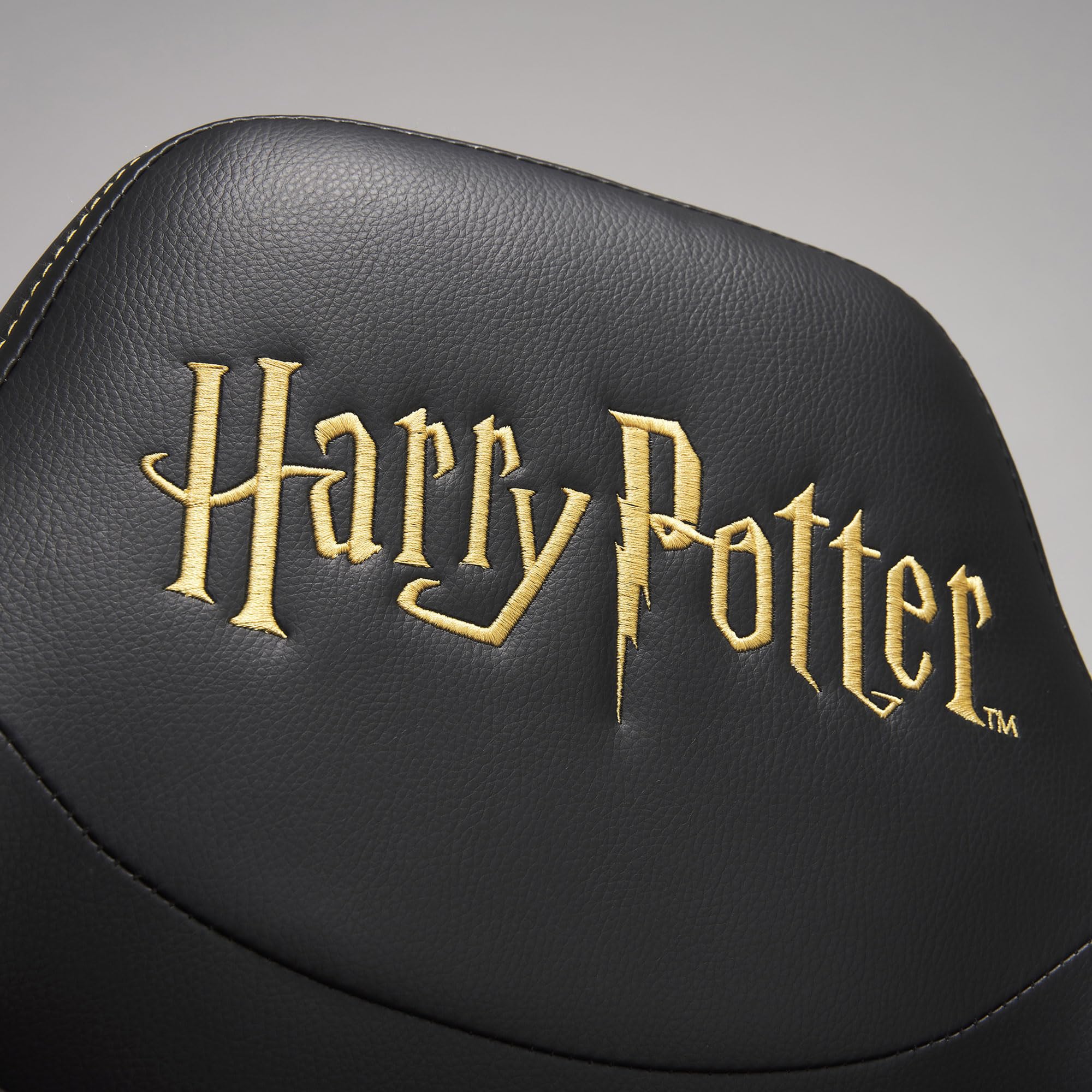 SUBSONIC Harry Potter, Sedia da gaming Junior, Poltrona da ufficio ergonomica e oro con licenza ufficiale, Nero