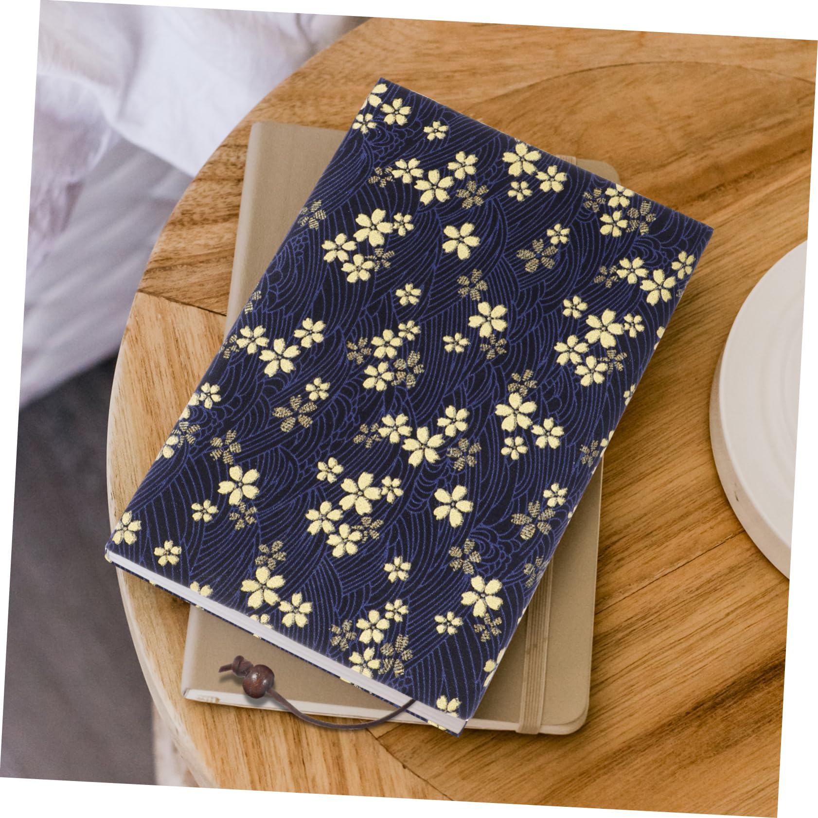 NUOBESTY Copertina Libro Fatta Mano Decorazione Ornamentale Proteggi Libro Regolabile Per Studenti Custodia Protettiva Raffinata Per Impiego Scolastico