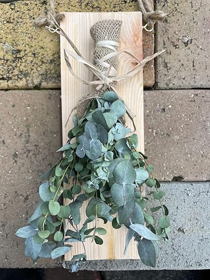 Amazon ユーカリ ナチュラルドライフラワースワッグ 花束 ユーカリ ドライフラワースワッグ花束 1束 Eucalyptus Dried Flower 花言葉は 再生 新生 思い出 など 壁掛け ハンドメイド プレゼント 誕生日 記念日 プレゼント 贈り物 ユーカリ ドライフラワー