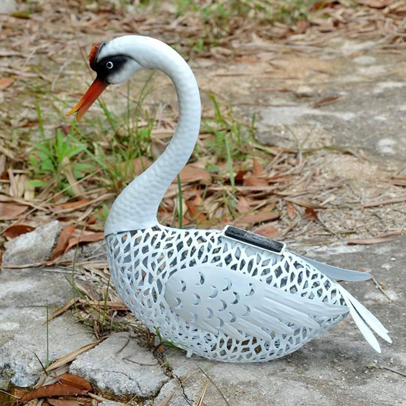 Cisne Solar Figura Decorativa Luz Ornamental de Jardín Metal Personalizado Silueta Detallada para Ambientar Césped Patio Espacios Aire Libre, Cisne Bajo Con Luz — 35.5 14 39.5CM