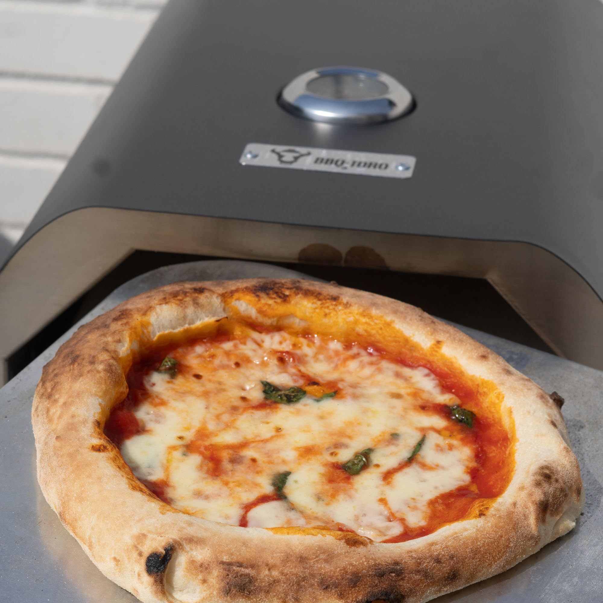 BBQ-Toro Gas Pizzaofen mit Thermometer, mobiler Pizza Ofen | 4 kW, mit Pizzastein | Gasofen, Outdoor Pizzaofen, Gasgrill Camping, Pizzaofen Gas Outdoor