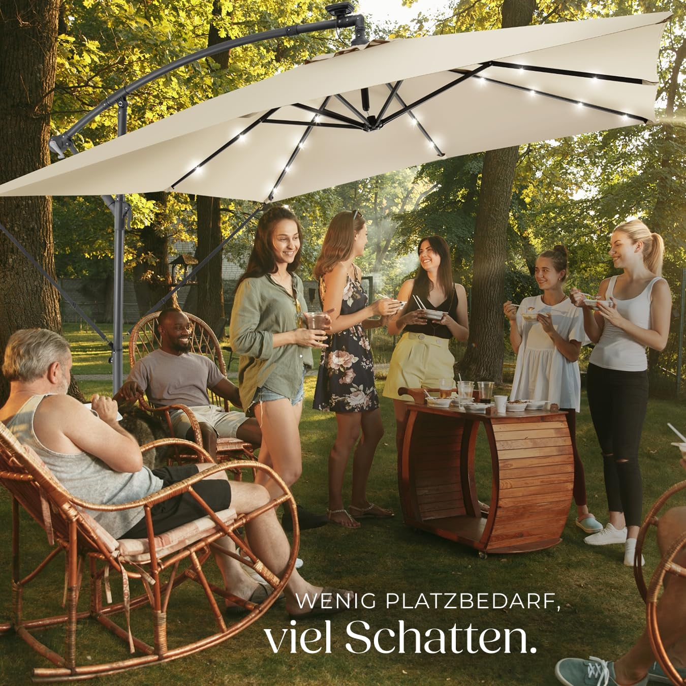 tectake® Sonnenschirm rechteckig, mit Solar LED Beleuchtung, wasserabweisend, mit Schutzhülle & Kurbel, Ampelschirm, Sonnenschutz Terrasse, Balkon Sonnenschirm groß, Marktschirm - 250x250cm, beige
