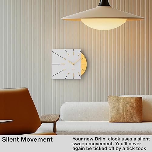 Miniatura 6 de Driini Reloj de pared moderno de mediados de siglo, reloj cuadrado blanco con acento dorado decorativo, reloj único y fresco, funciona con pilas,