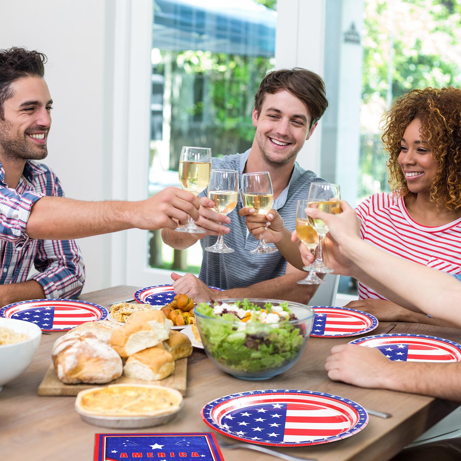 Mumufy 100 piatti e tovaglioli patriottici con bandiera americana, forniture per feste del 4 luglio, piatti di carta usa e getta per festa dei veterani, decorazione per il giorno dell'indipendenza