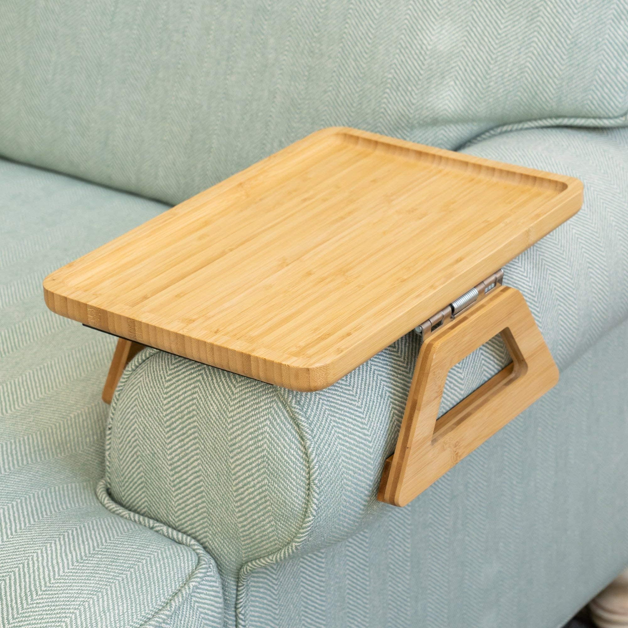 KASTWAVE Couch Arm Tray Table, Sofa Arm Clip Table for Wide Couches, Portable Table, TV Table and Side Tables for Small Spaces, Stable Sofa Arm Table for Eating and Drink Table