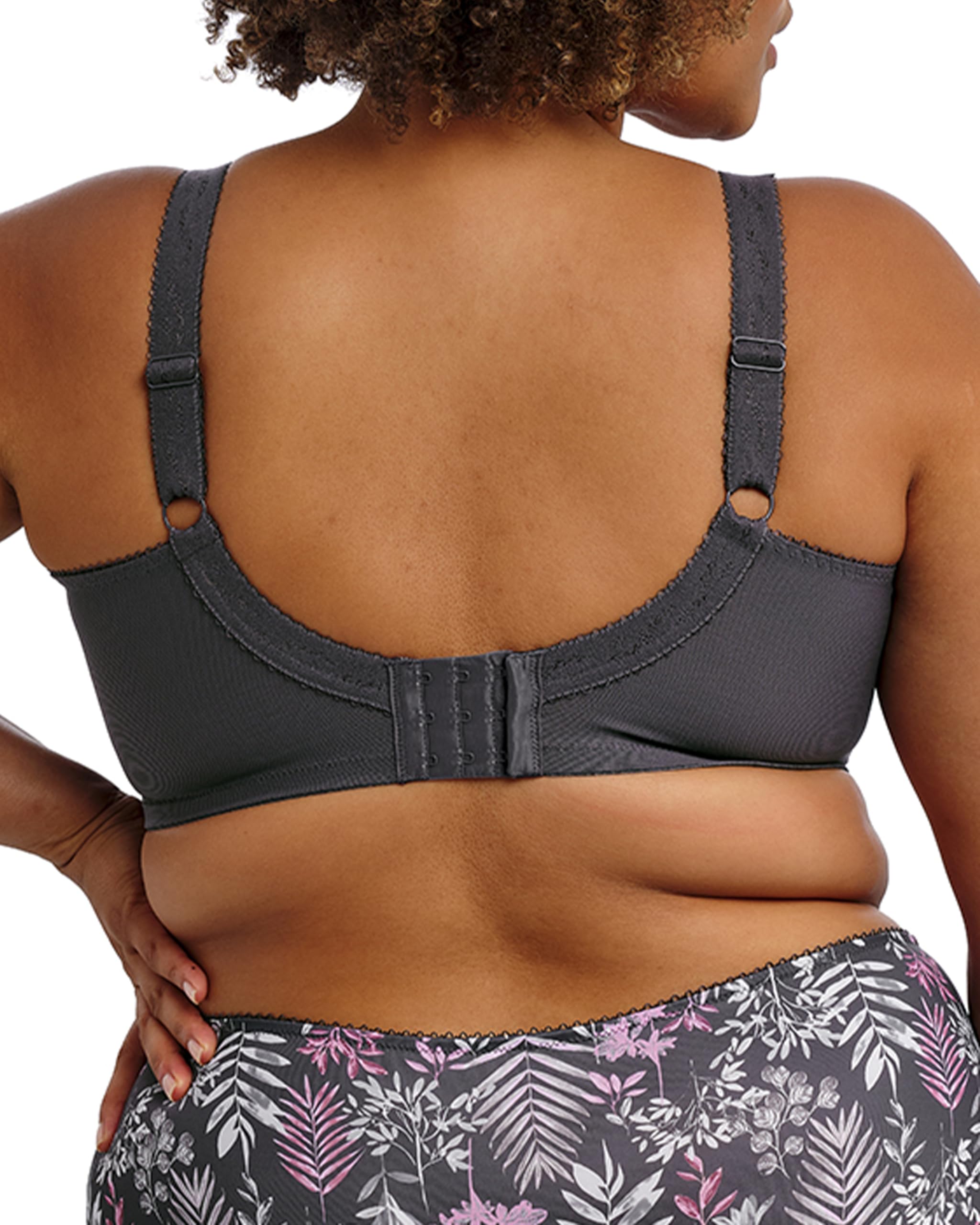 GODDESS GODDESS Kayla Underwire Banded Bra Underwear in use