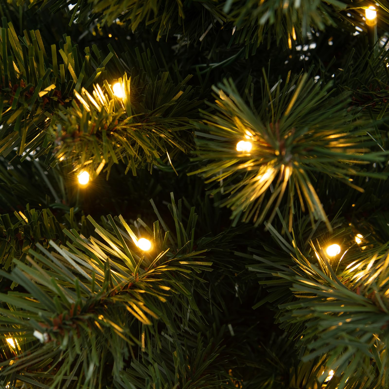 LIFEZEAL 1,2M Sapin de Noël Artificiel, Arbre Artificiel avec 100 LEDs, 3 Modes d'Éclairage, Sapin Illuminé avec 160 Branches en PVC, pour Magasin, Bureau, Chambre (Vert, 18,5 x 18,5 x 120CM)