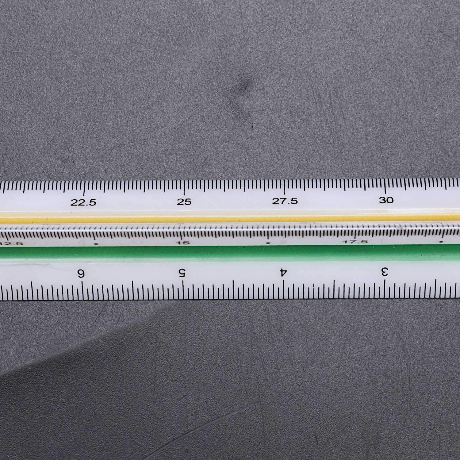 1:20 1:25 1:50 1:75 1:100 1:125 Regla de Escala Triangular Plastico