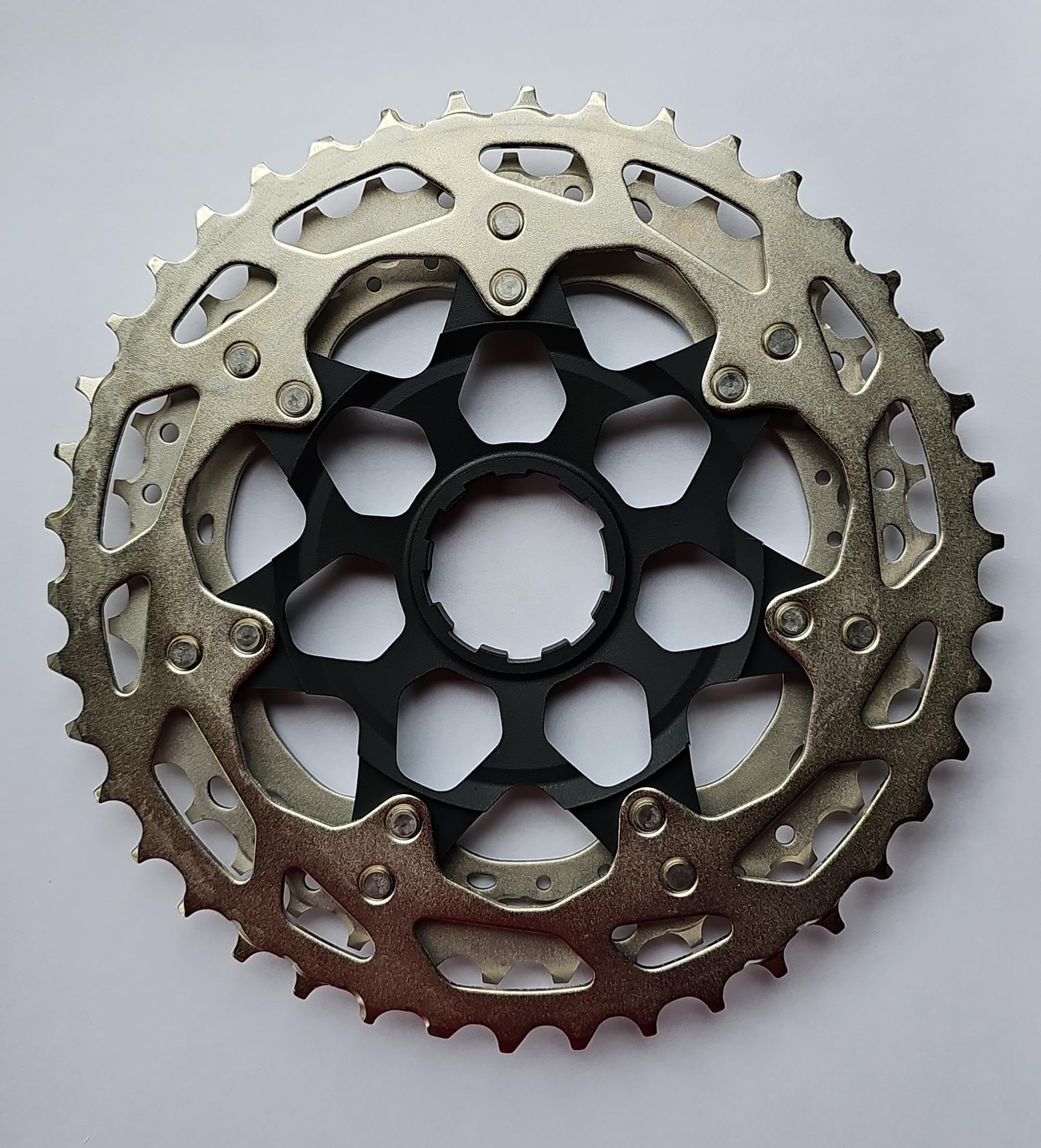 Shimano CS-M5100 - Piñón Plateado, 32-37-42 Dientes