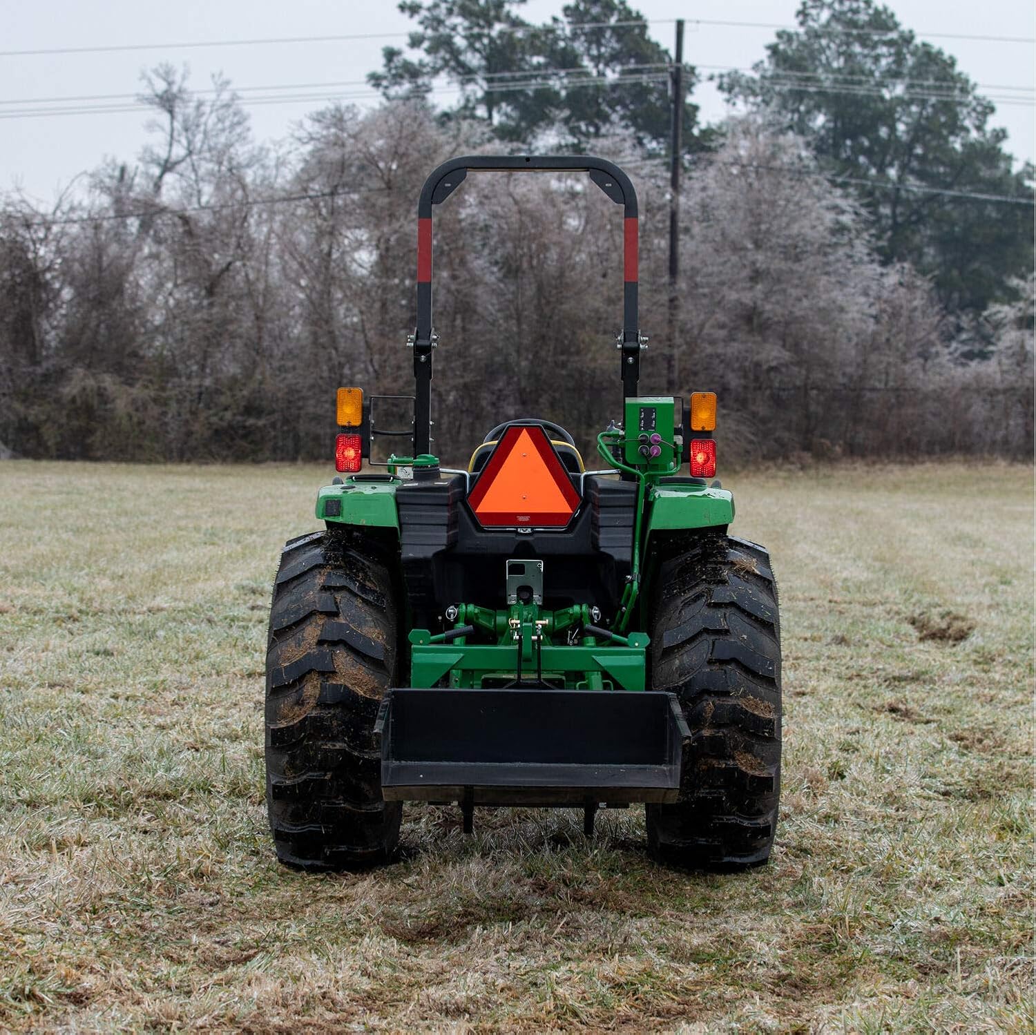 Titan Attachments 10 Cu. FT Quick Hitch Compatible Dump Box, Category 1, 3-Point, Self-Dumping Landscaping Attachment : Patio, Lawn & Garden