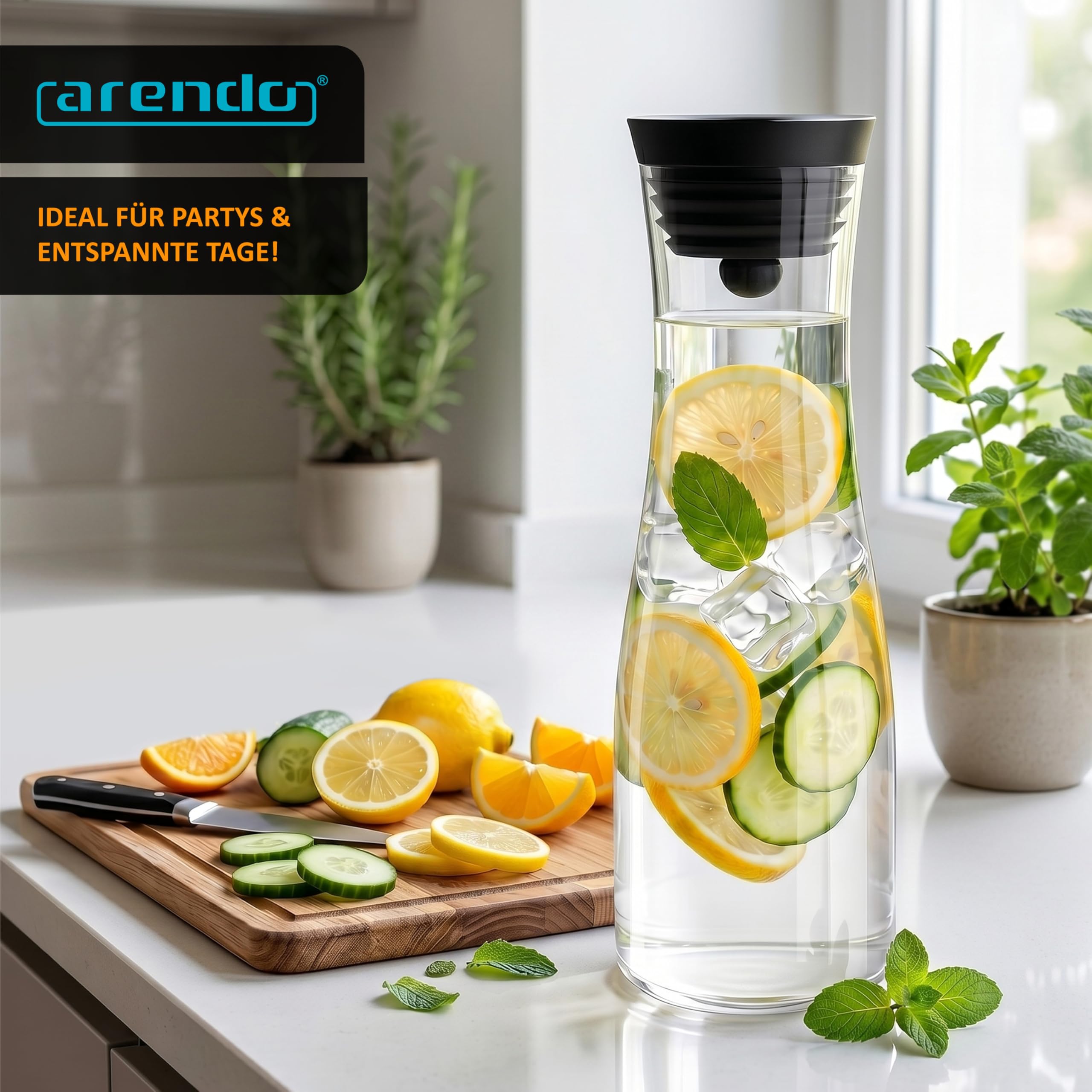 Arendo - Wasserkaraffe mit Deckel 1700 ml, Glaskaraffe mit Deckel und integriertem Grobfilter aus Edelstahl, Karaffe aus Borosilikatglas 1,7 L, Temperaturbereich –20 °C bis +150 °C